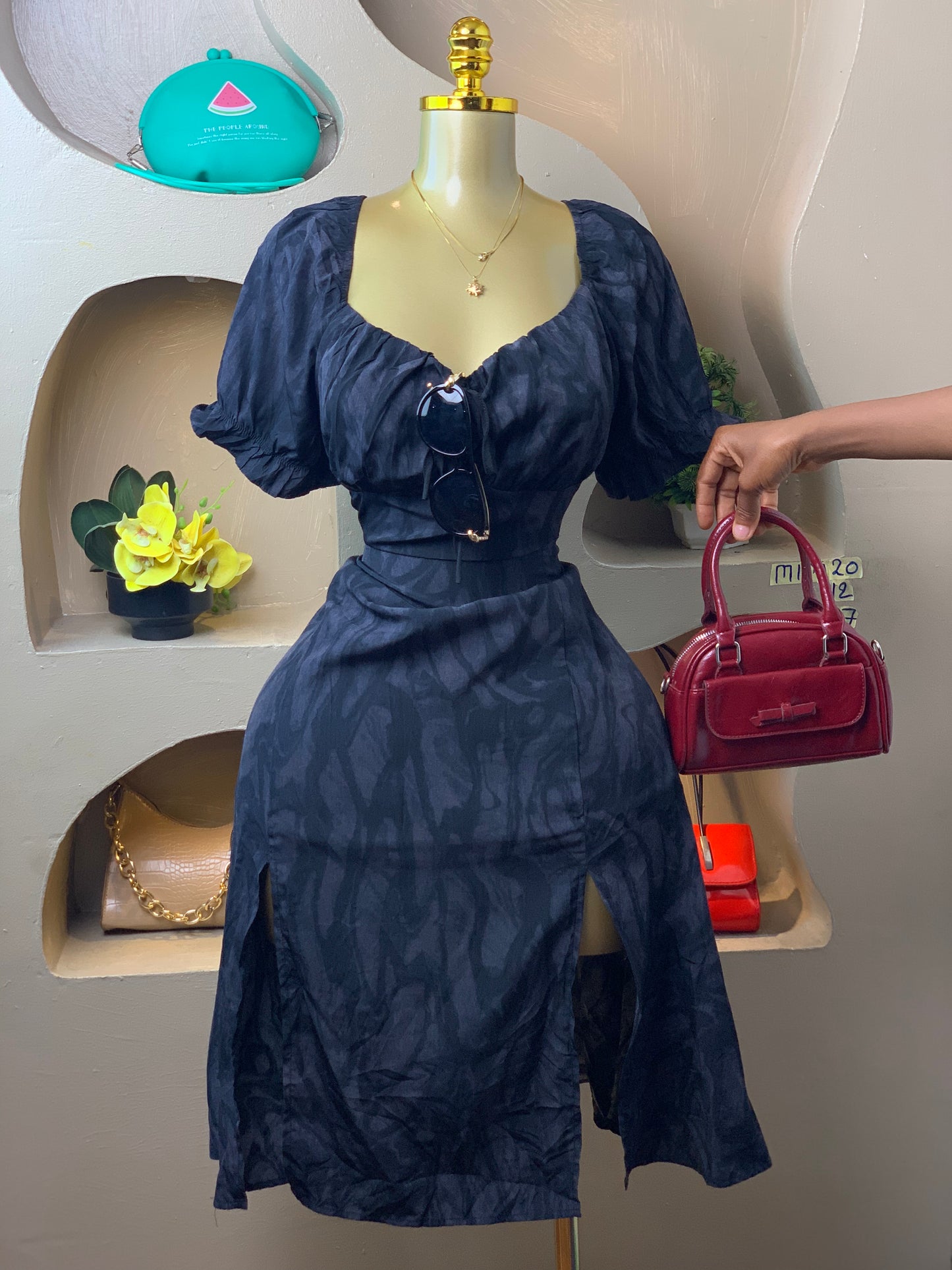 SIZE12 MIMI20 Length47(black)