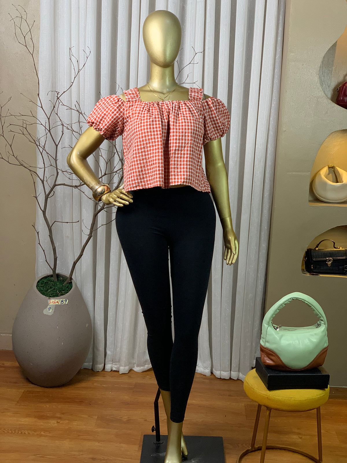 LOLA89 SIZE8 free top