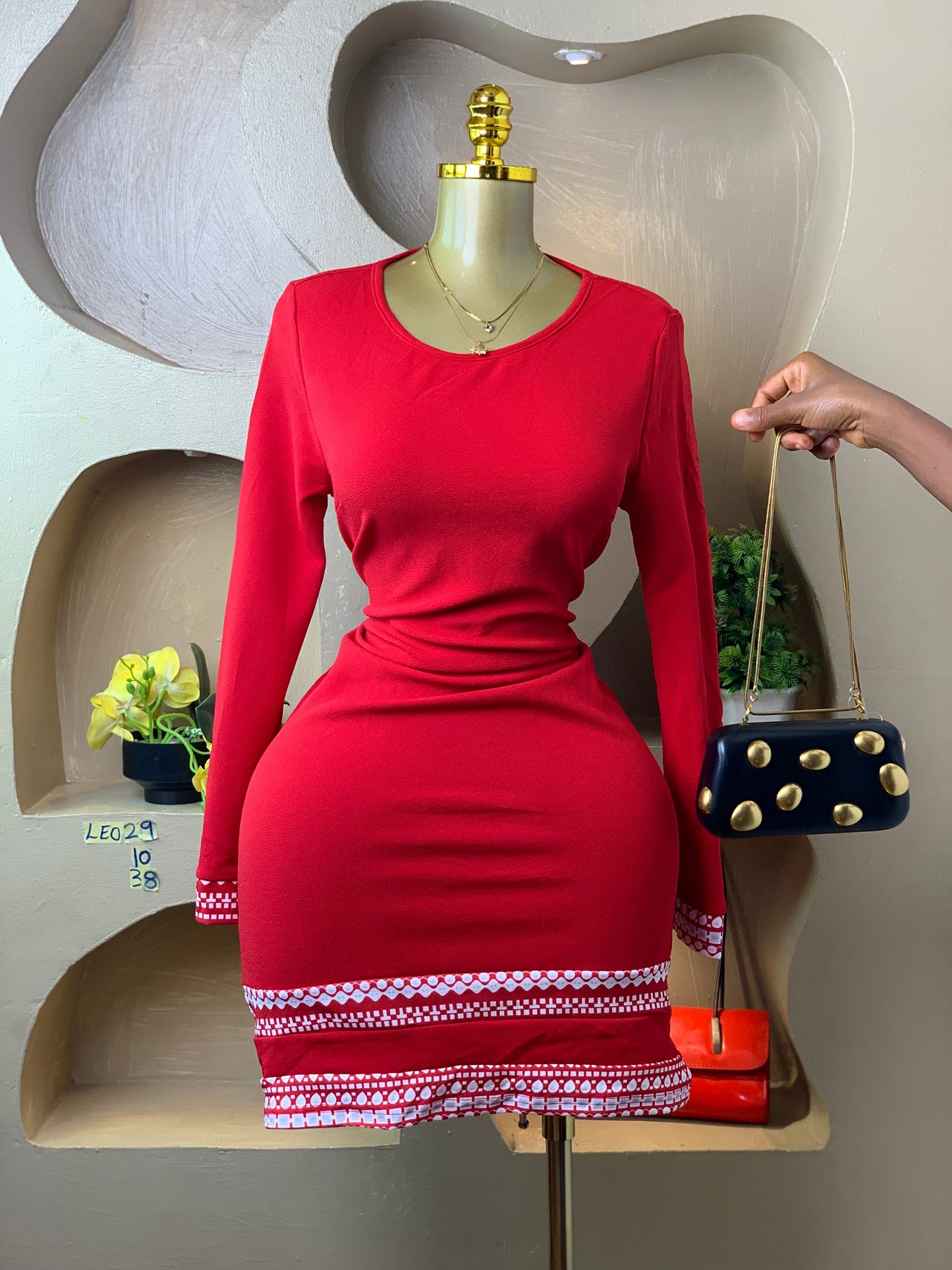 LEO29 RED DRESS SIZE10 Length38