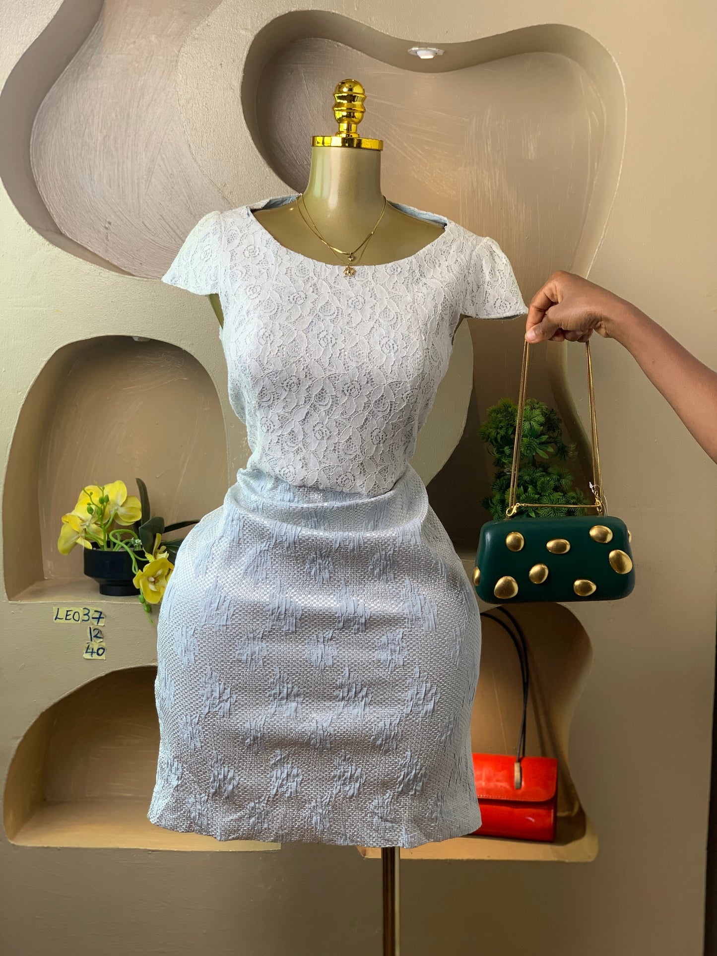 LEO37 CORPORATE DRESS SIZE12 Length40