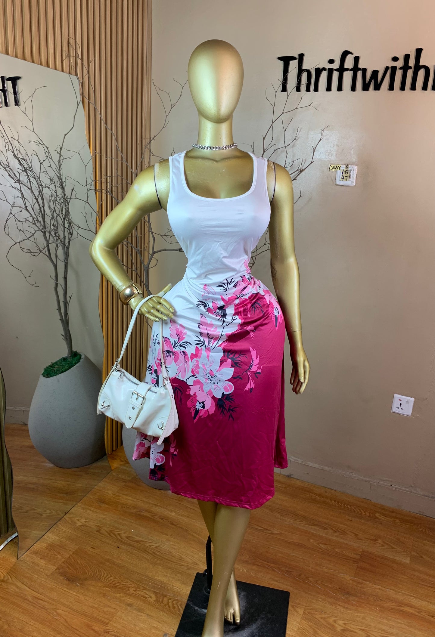SIZE16 DRAY8 FLORAL DRESS Length47