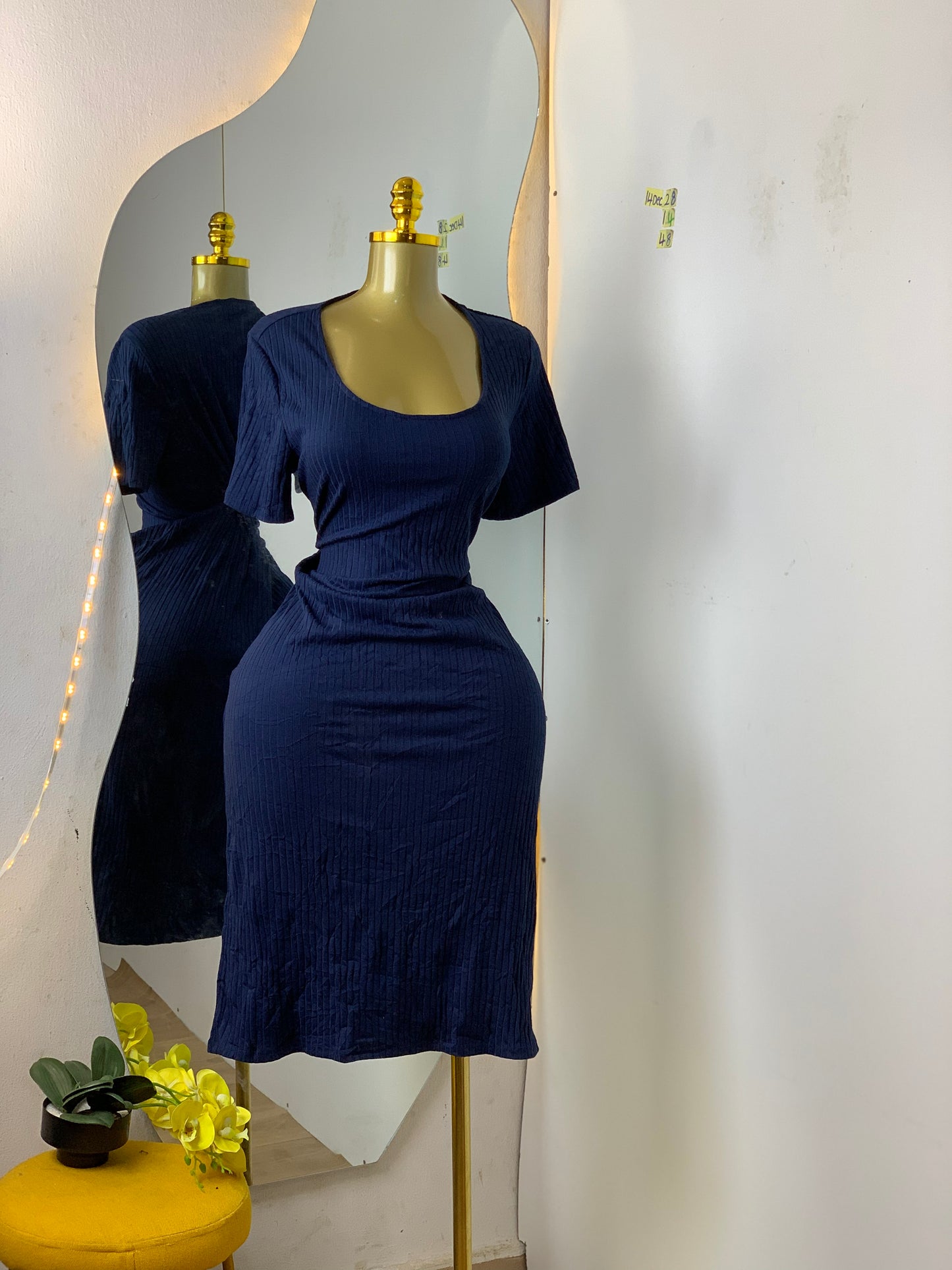 SIZE14 14DEC28 Length48