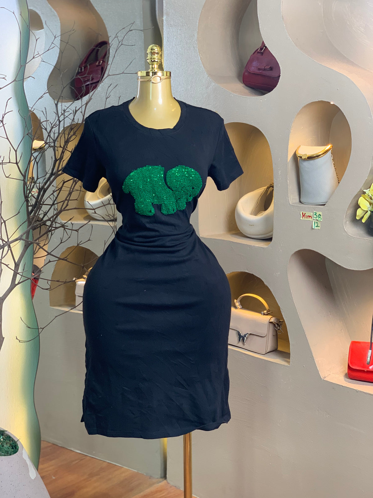 KIM38 SIZE12 Black DRESS