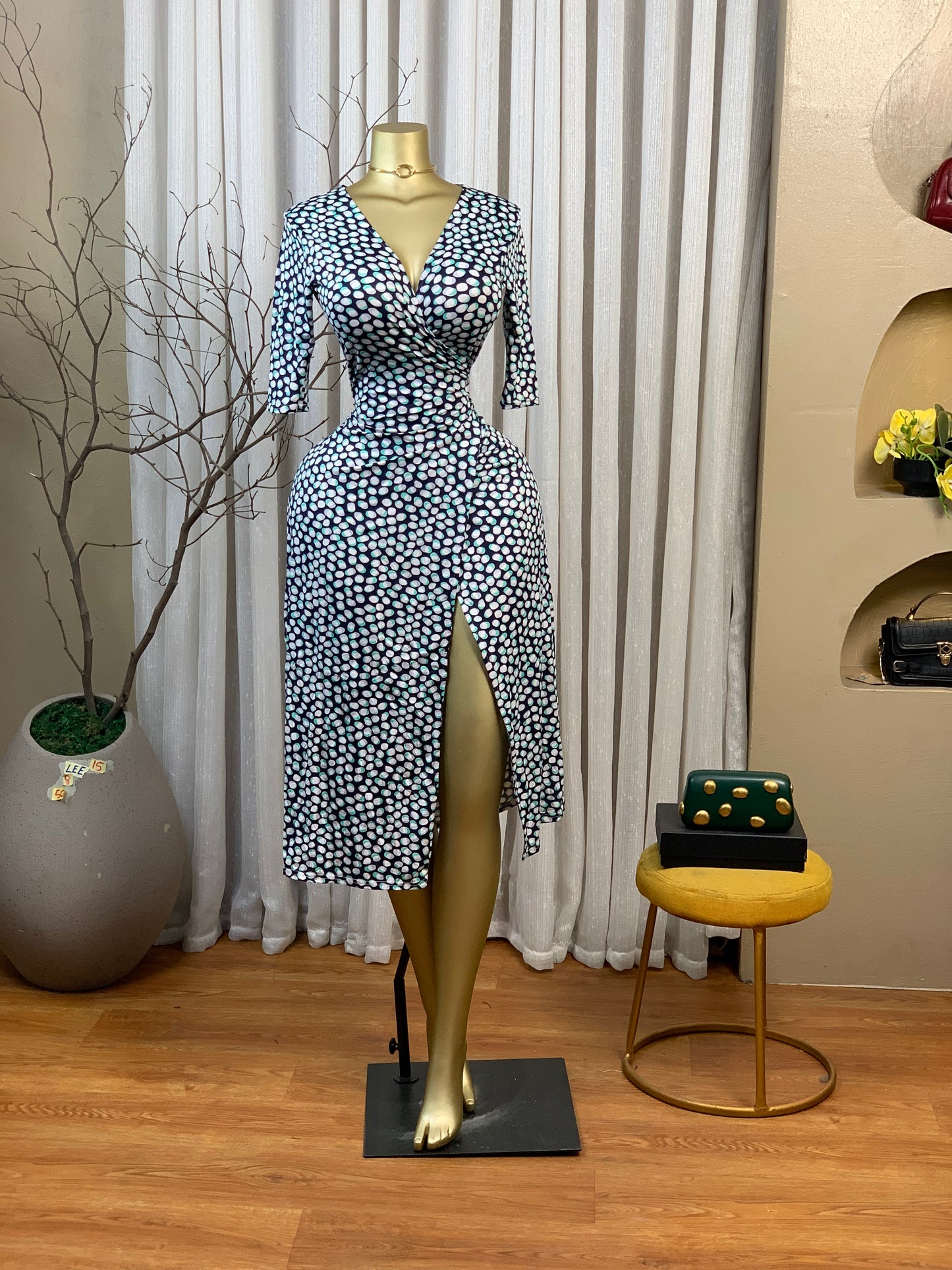 LEE15 SIZE8 Wrap DRESS Length50