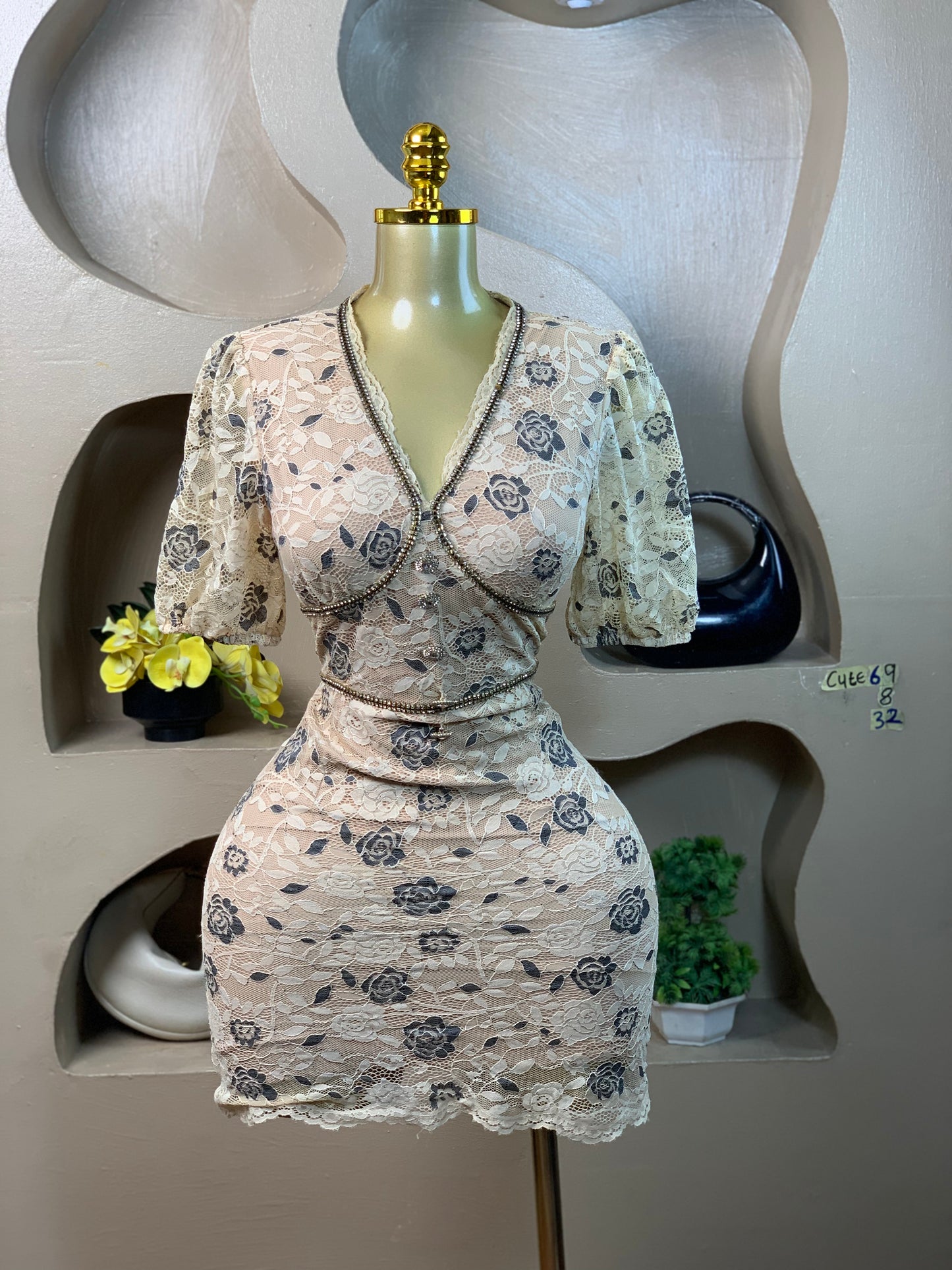 SIZE8 Cute69 Length33