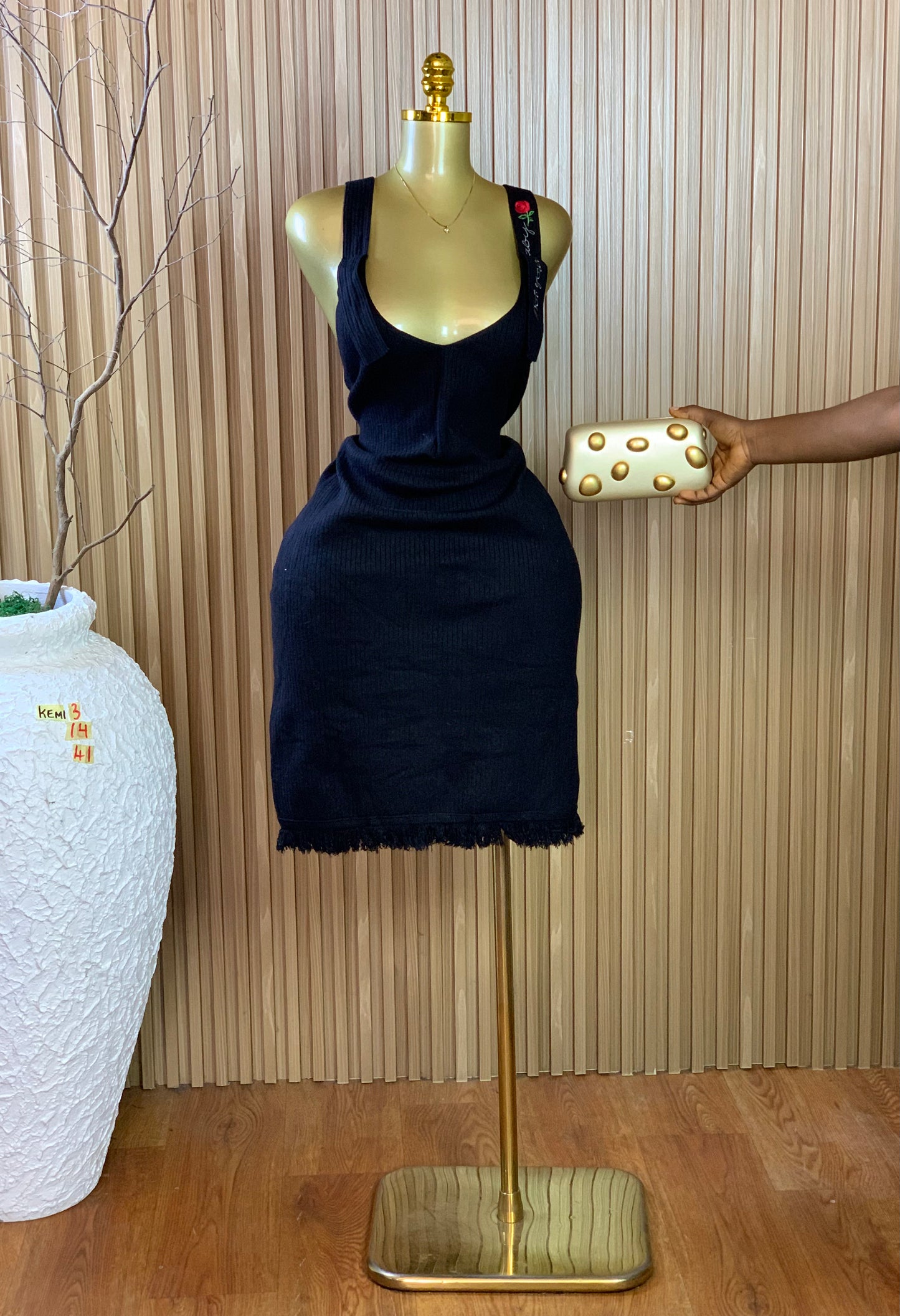 KEMI3 SIZE14/16 Length41 black dress