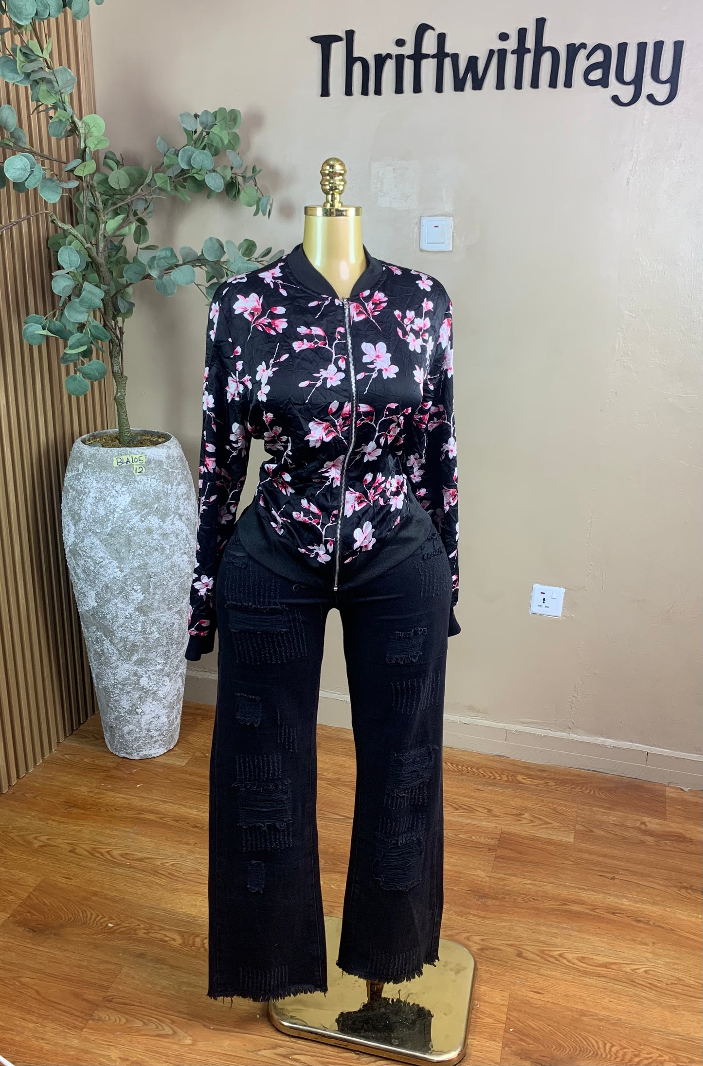 SIZE12 BLA105(Top only)