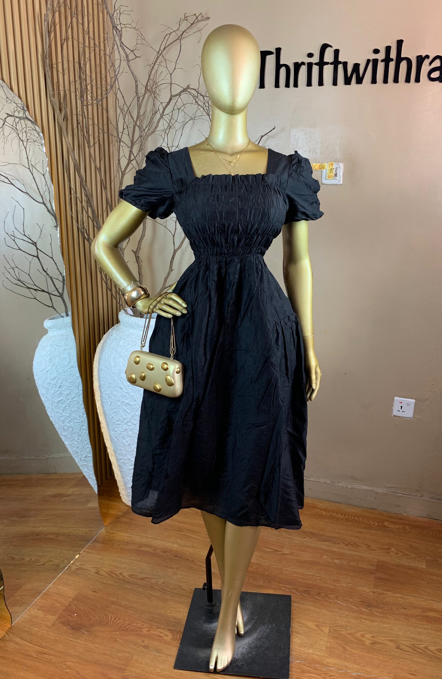 BOLU19 SIZE8 Length47 black dress