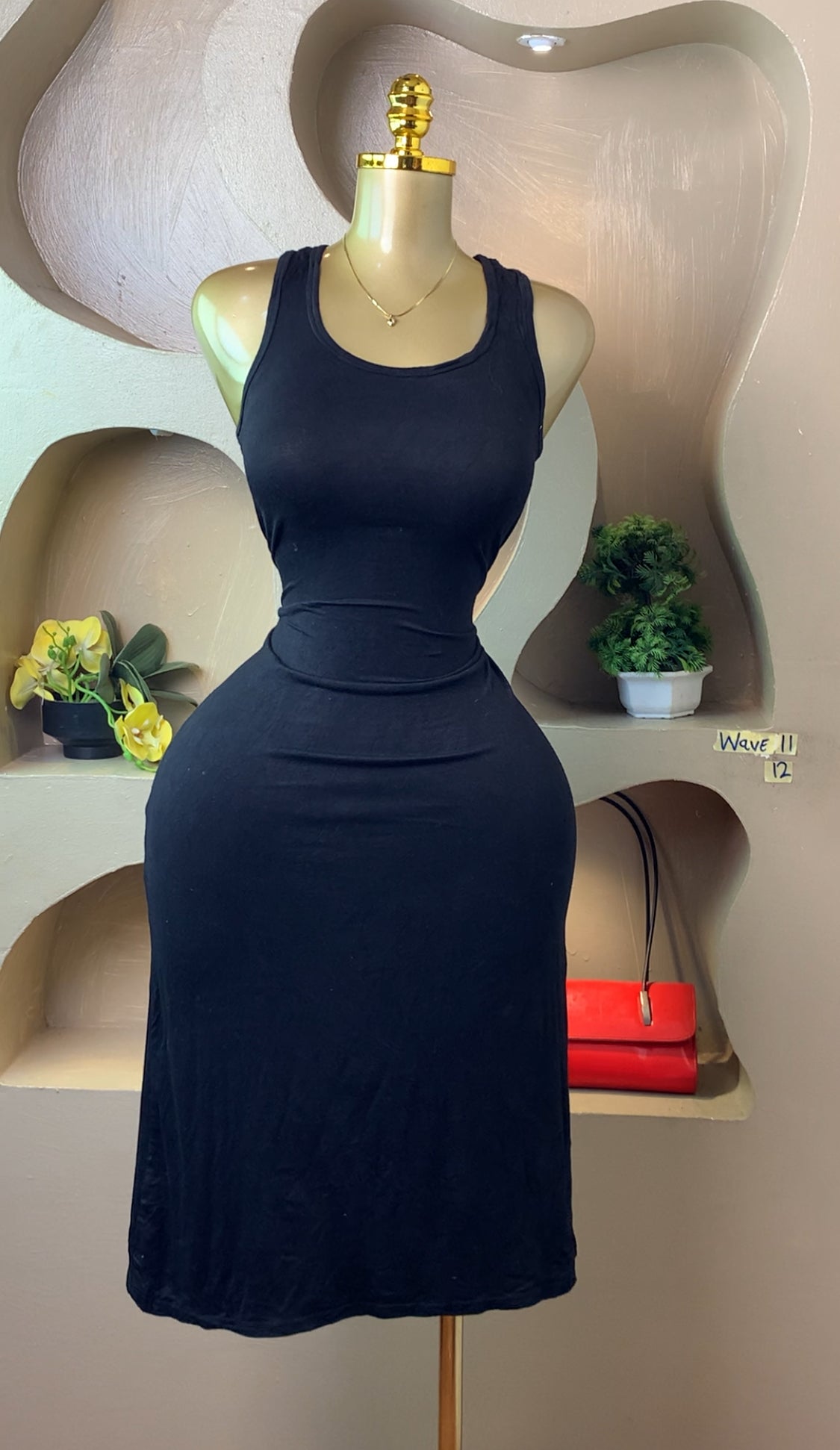 WAVE11 BLACK DRESS SIZE10