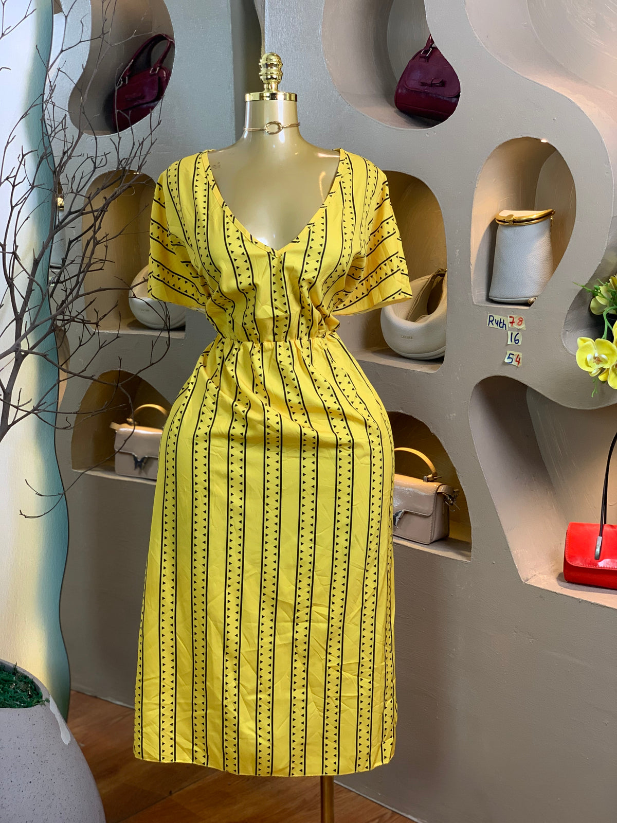 RUTH78 SIZE16 yellow&black DRESS Length54