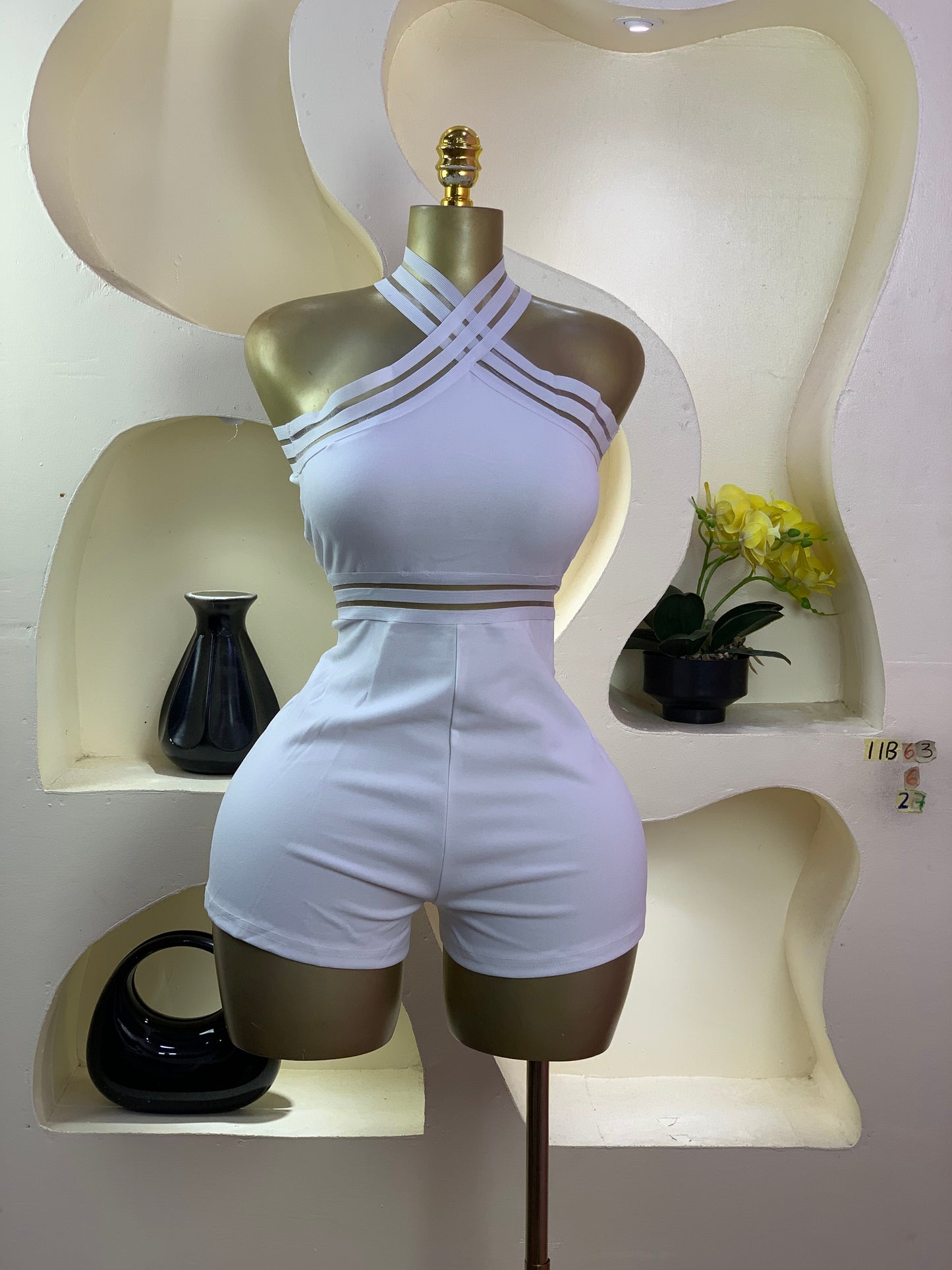 SIZE6 11B63 Length27