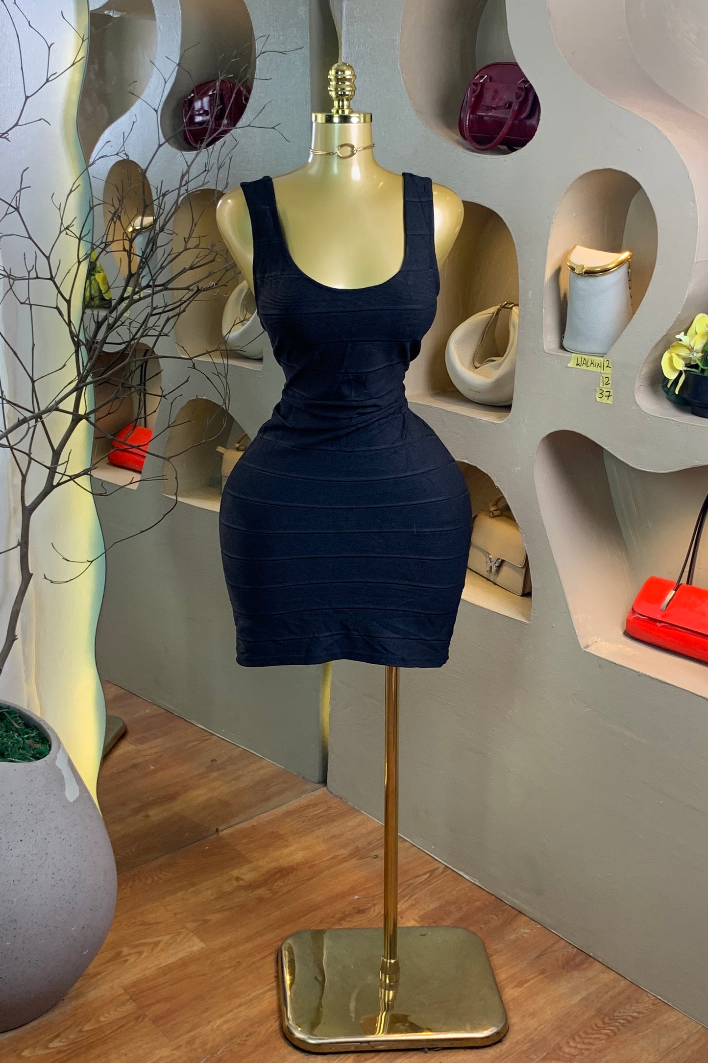 WALK-IN12 SIZE12 Length37 black dress
