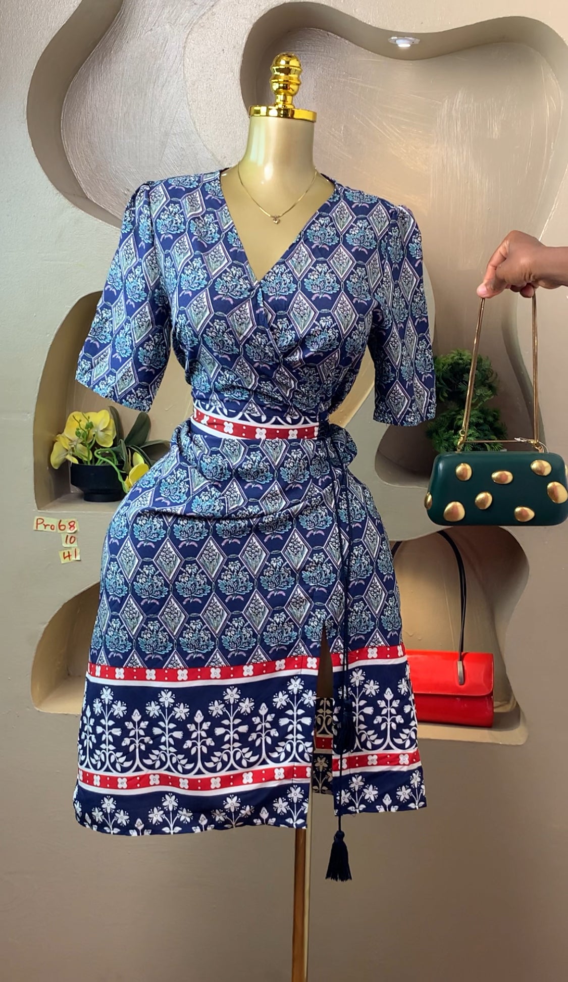 PRO68 SIZE10 DRESS Length41