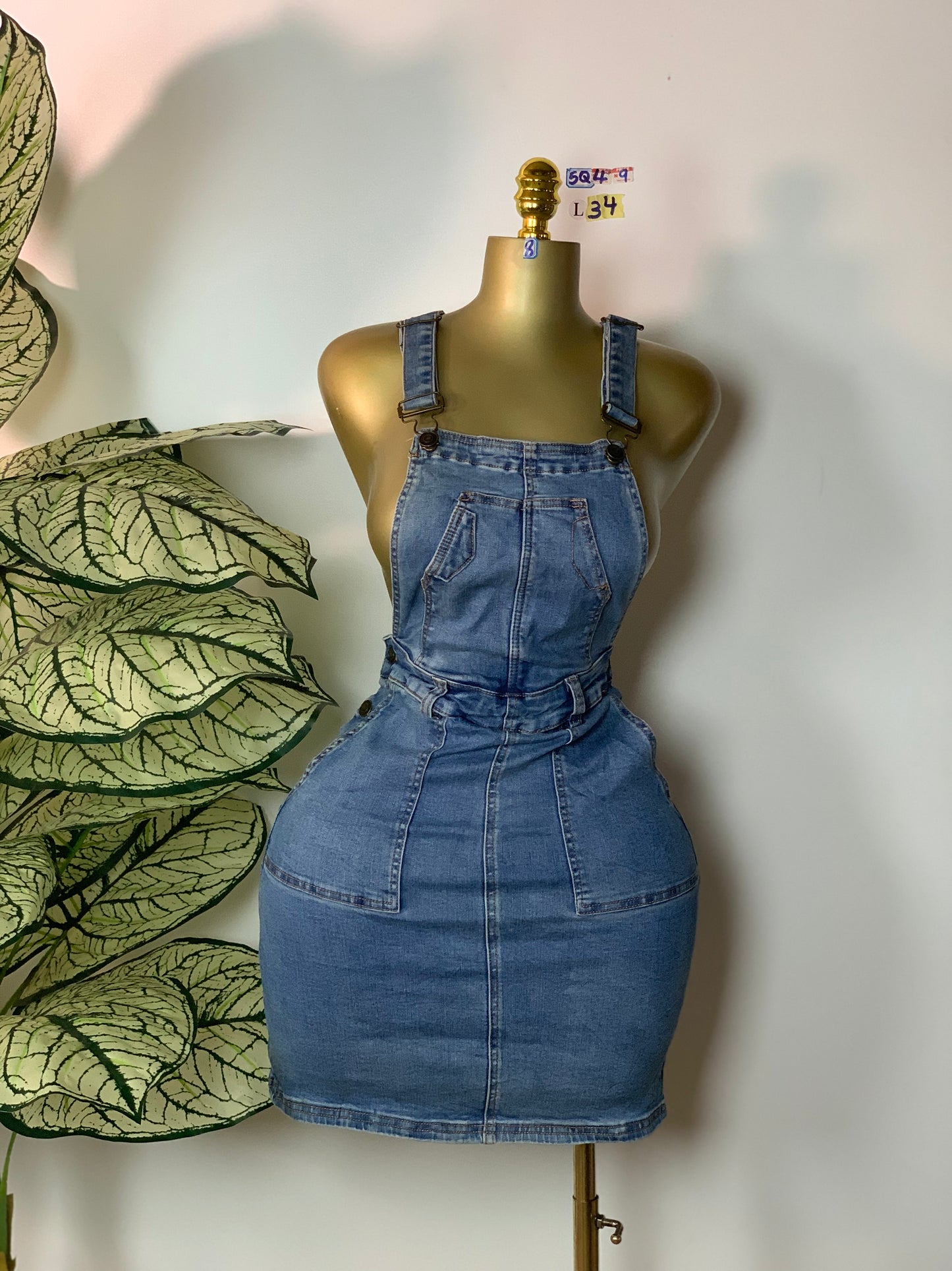 Size 8 5Q49 Length 34