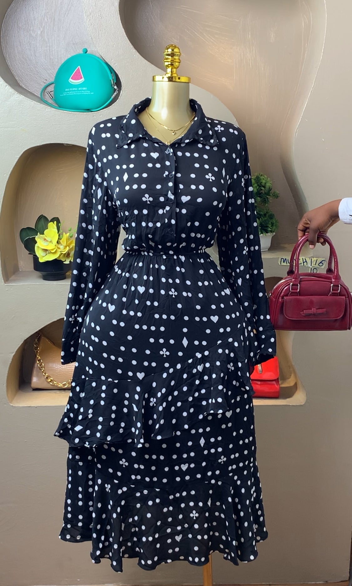 SIZE10 MUNCH116 Length48 (black&white polka dots)