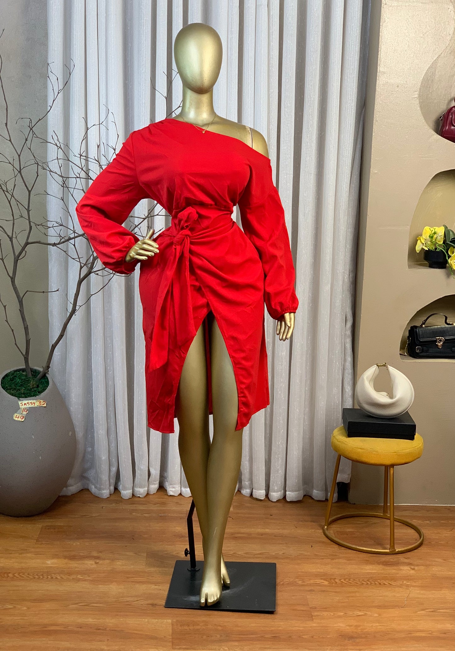 SASSY32 SIZE14 RED CORPORATE DRESS Length49