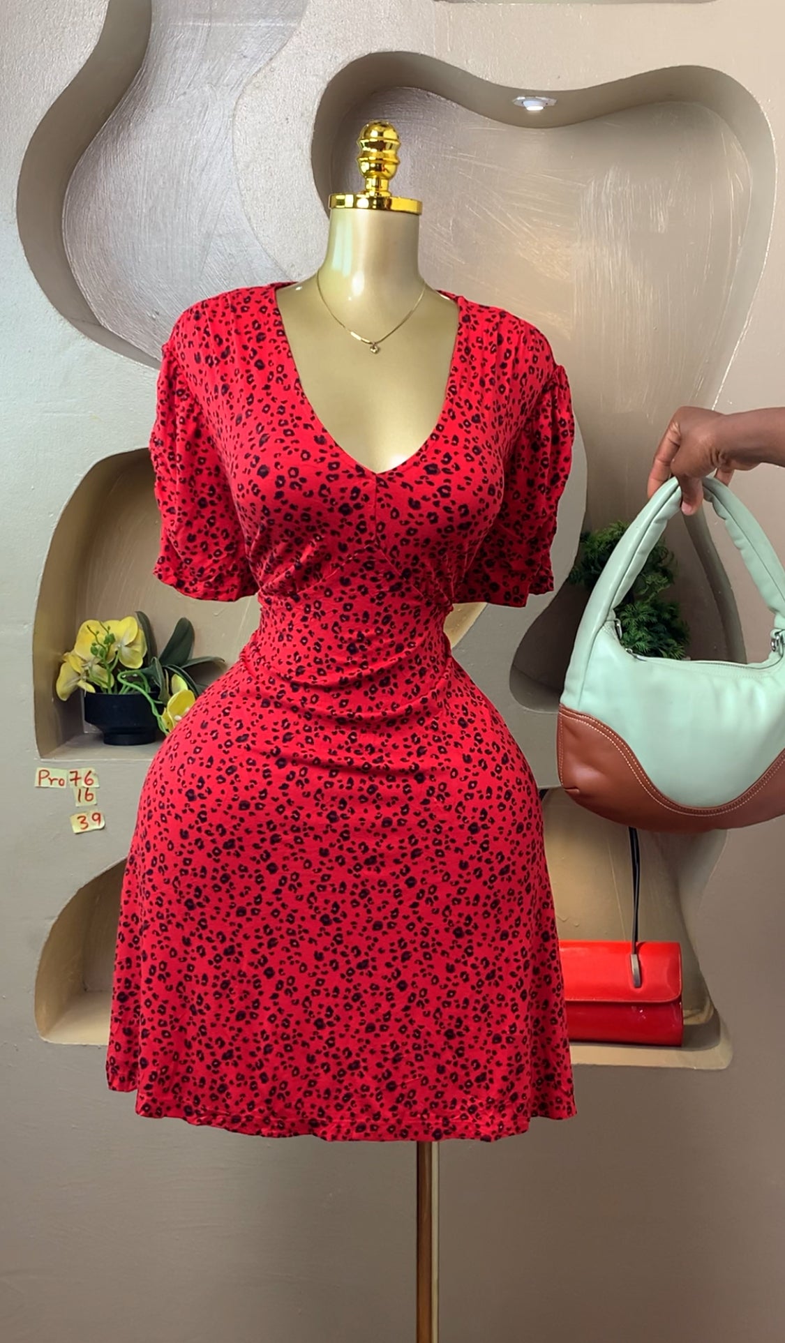 PRO76 SIZE16 DRESS Length39
