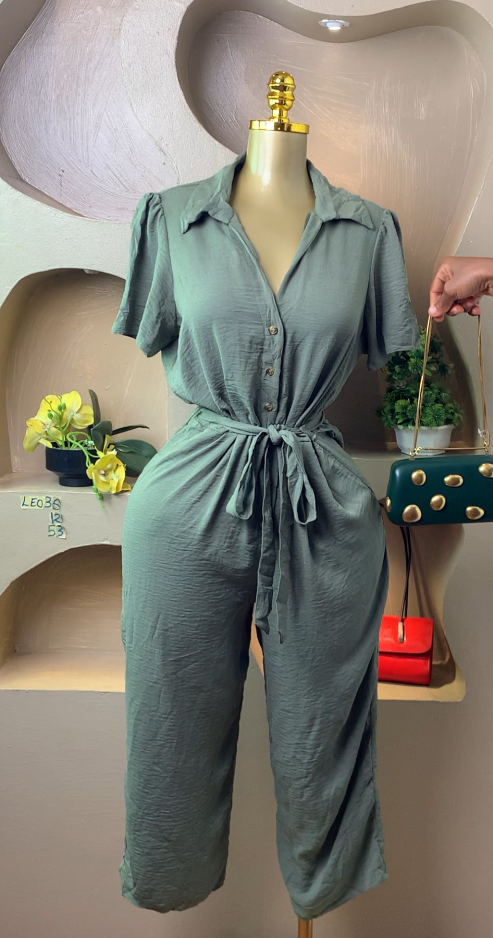 LEO35 GREEN JUMPSUIT SIZE12 Length53