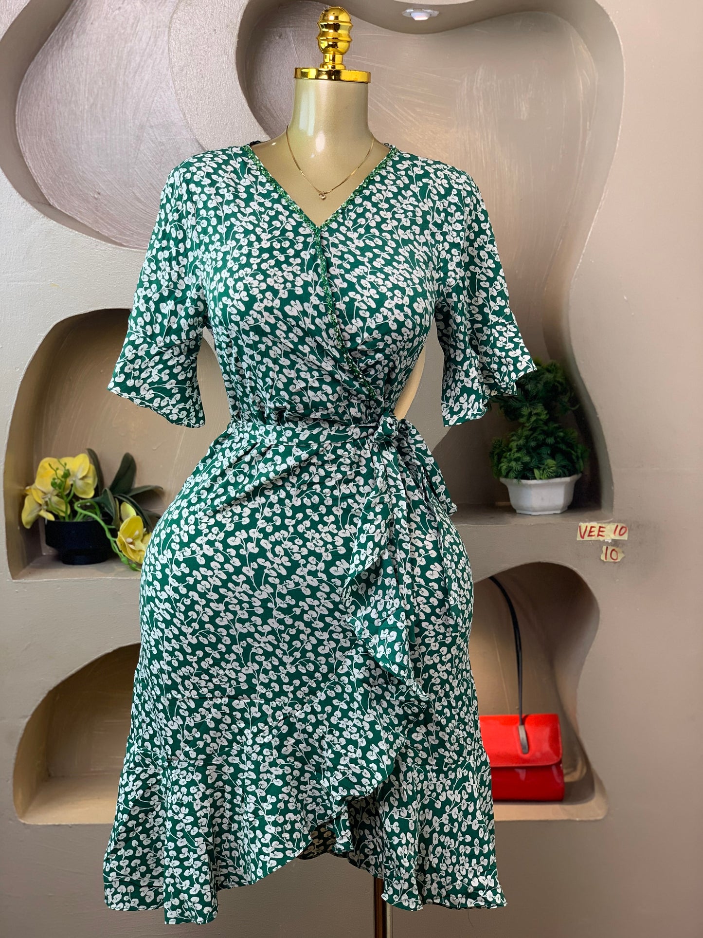 VEE10 SIZE10