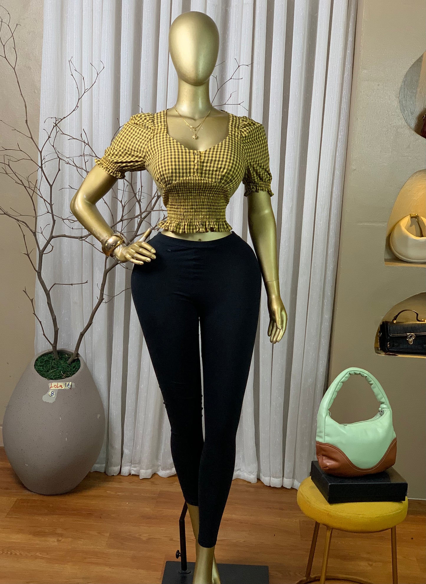 LOLA16 SIZE8 top only