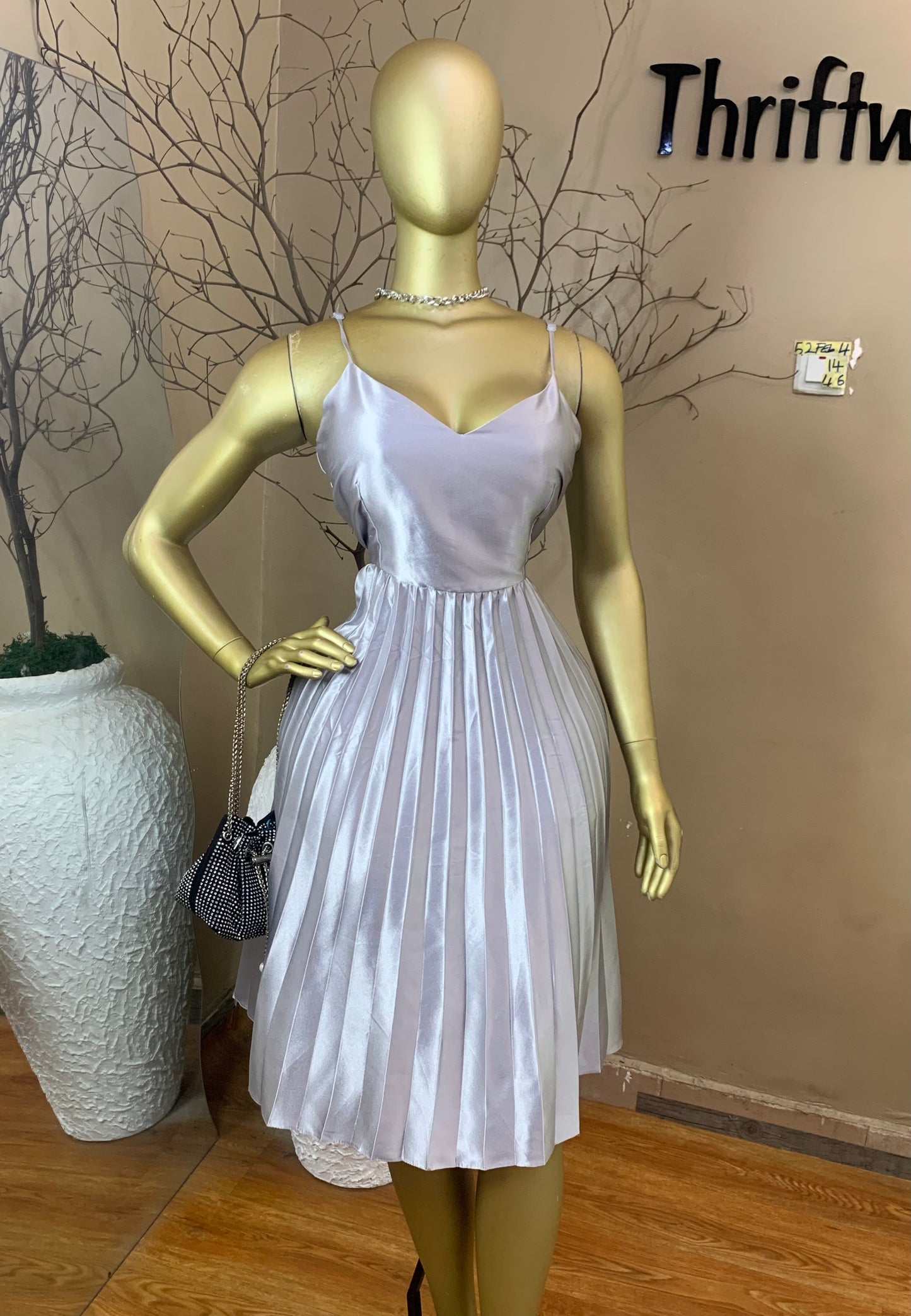 SIZE14 52FEB4 Length46