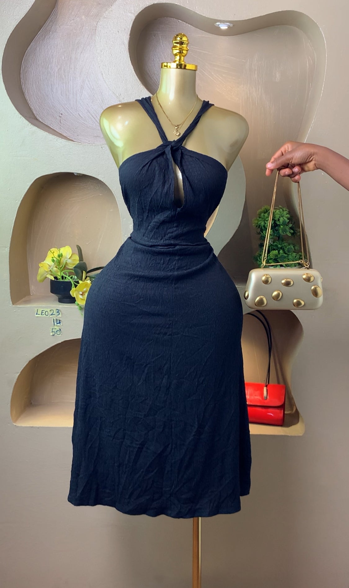 LEO23 BLACK DRESS SIZE14 Length50