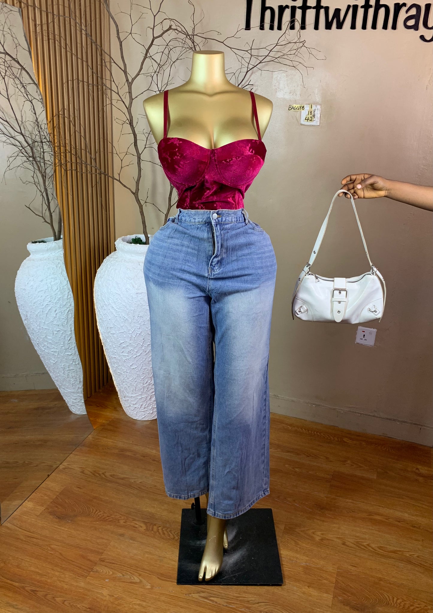 SIZE18 BAGGYB1 Length42 Jean only