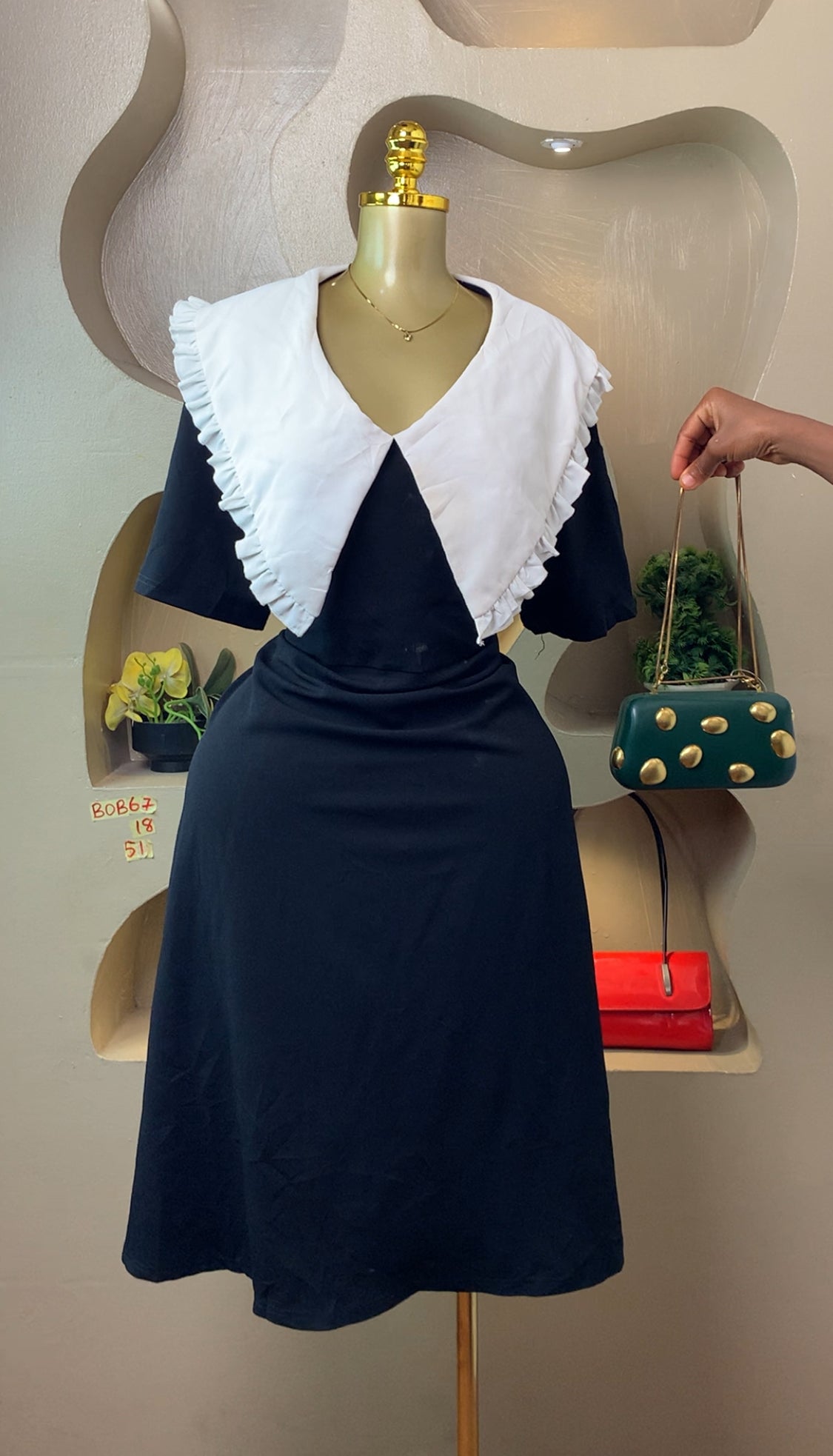 BOB67 SIZE18 DRESS Length51