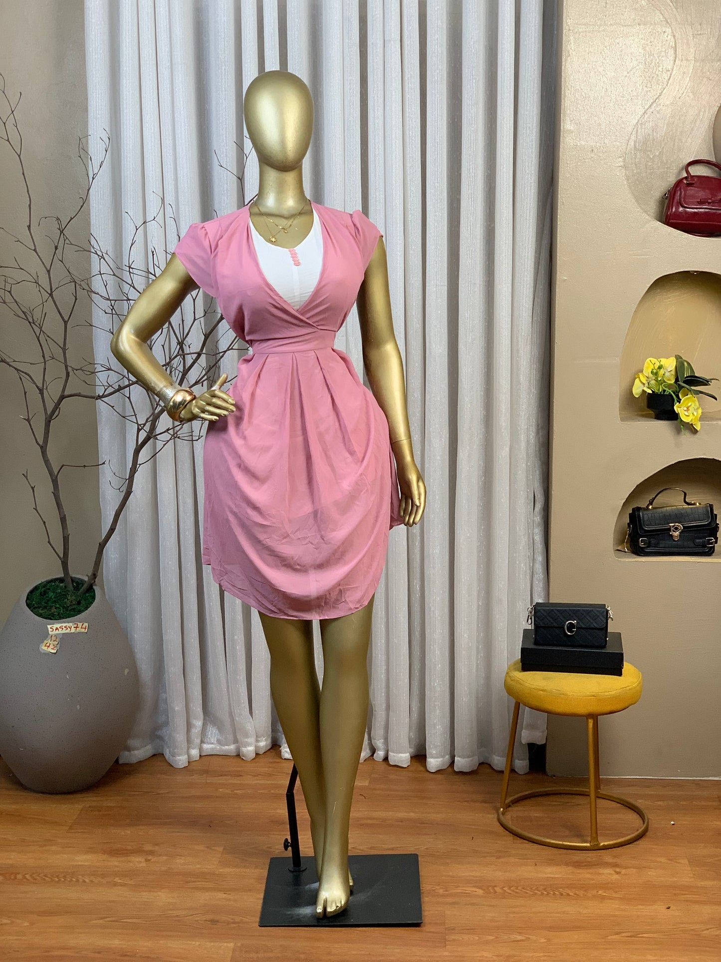 SASSY74 SIZE12 DRESS Length42