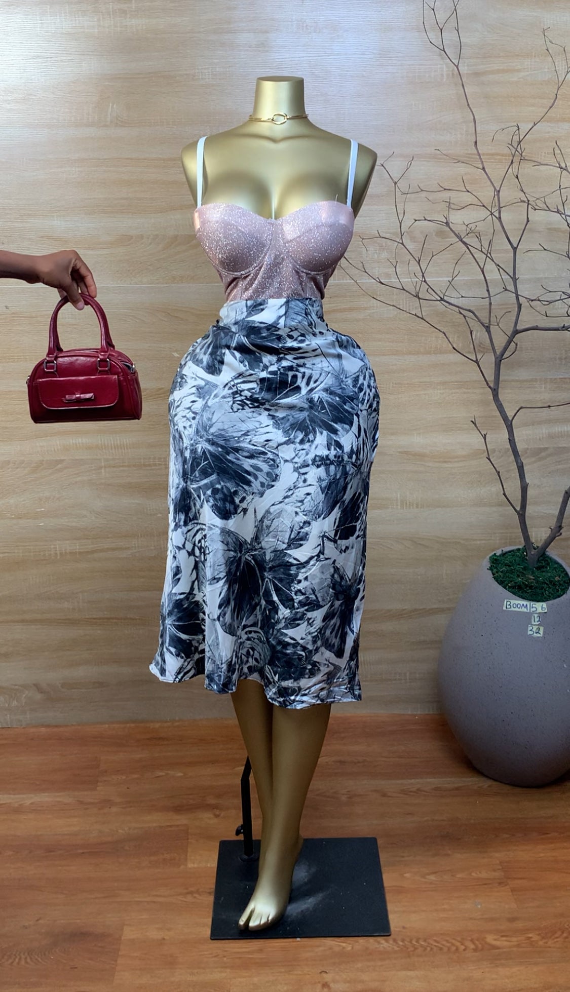 SIZE12 BOOM56 Skirt Length32