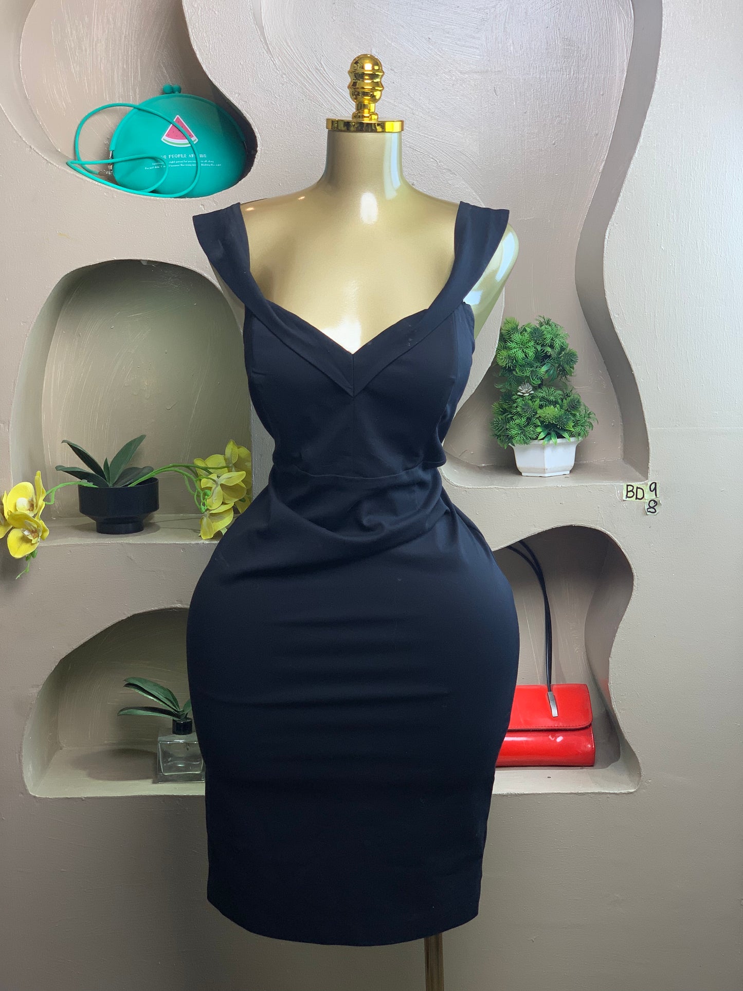 SIZE8 Budget9