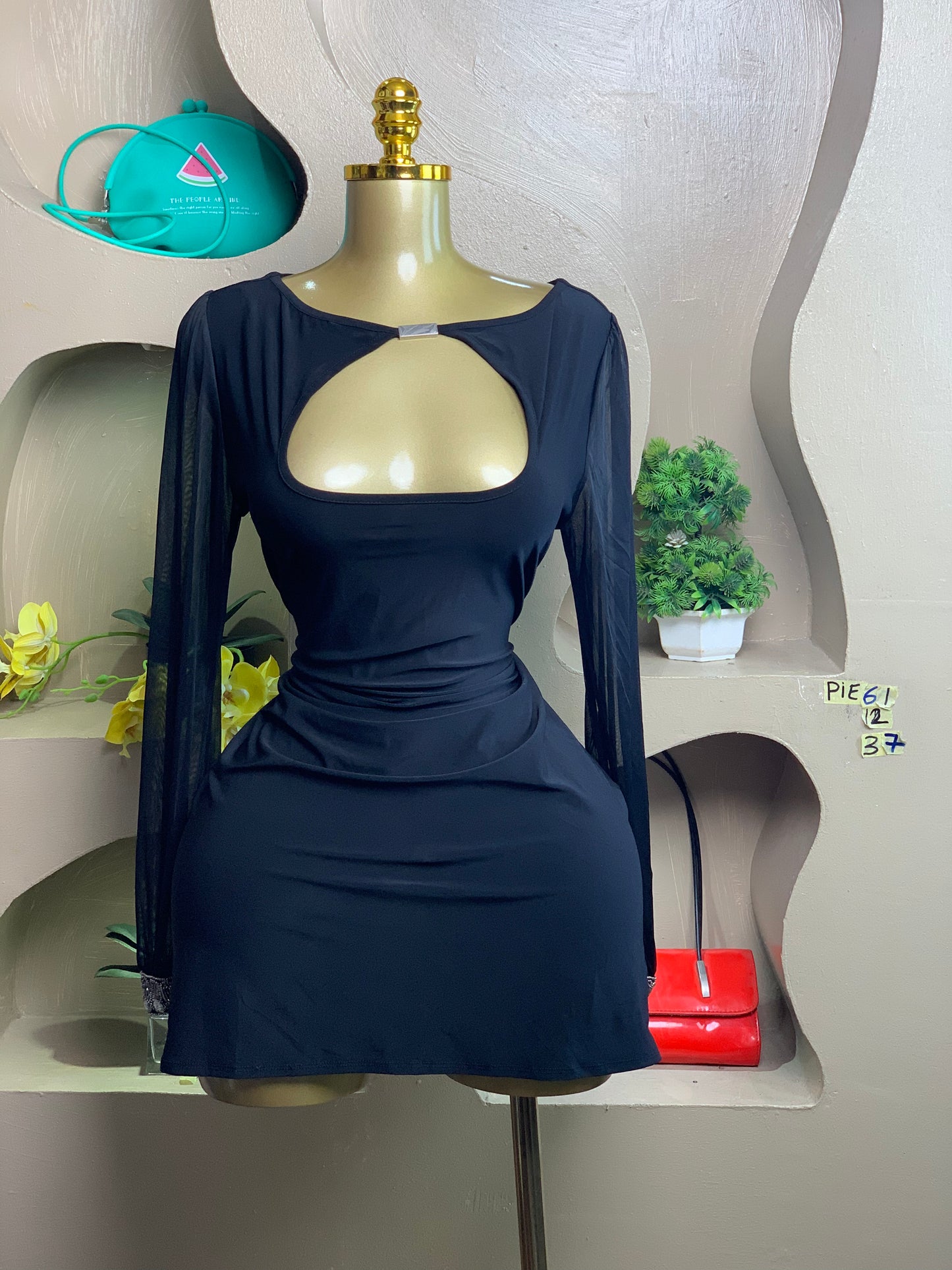SIZE12 PIE61 Length37 (black)