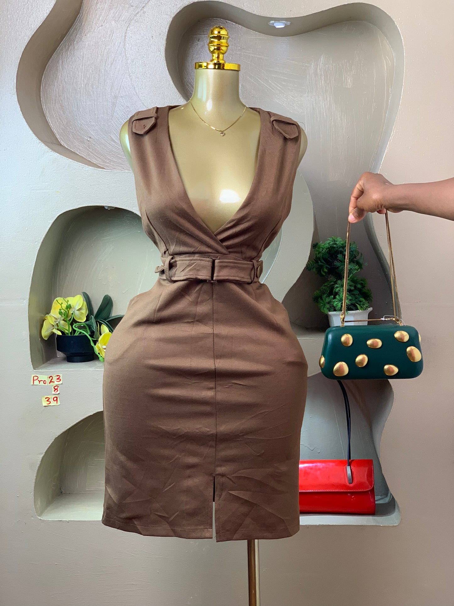 PRO23 SIZE8 Brown DRESS Length39