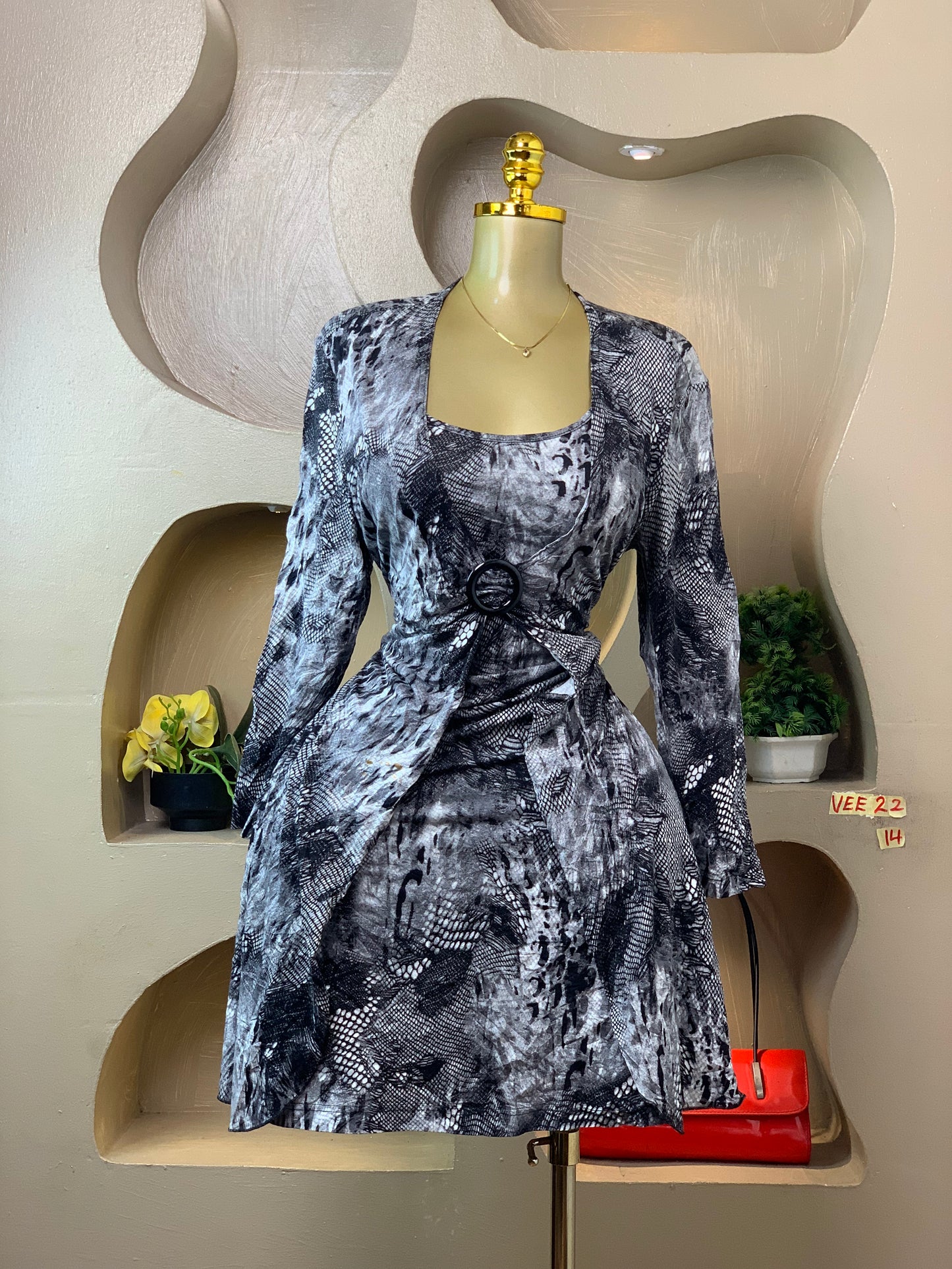 VEE22 SIZE14