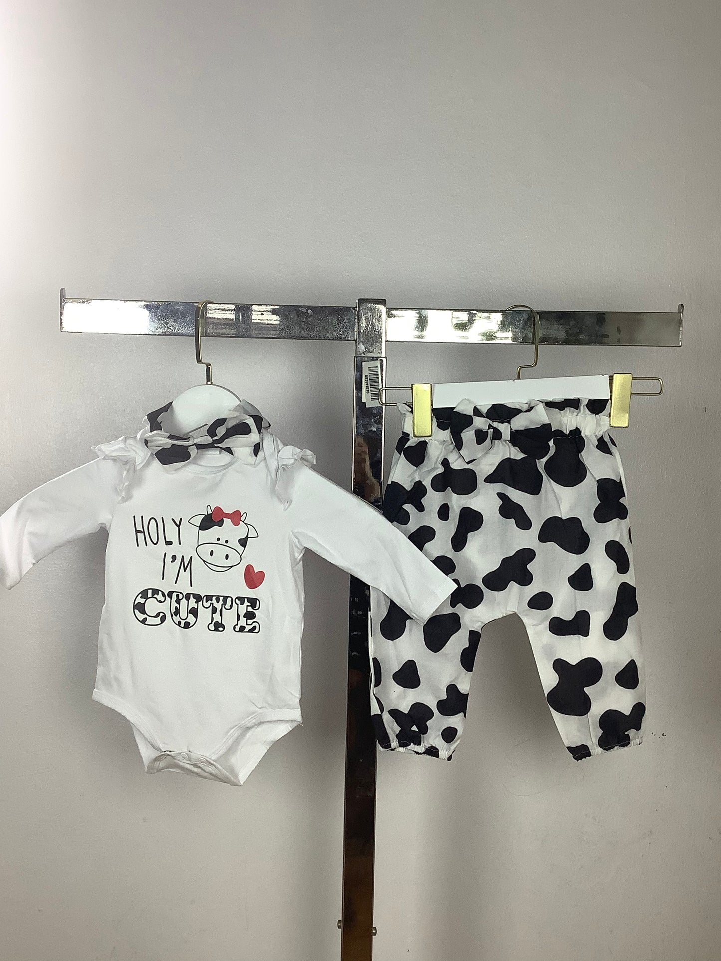 Tiara60 (6-9month)