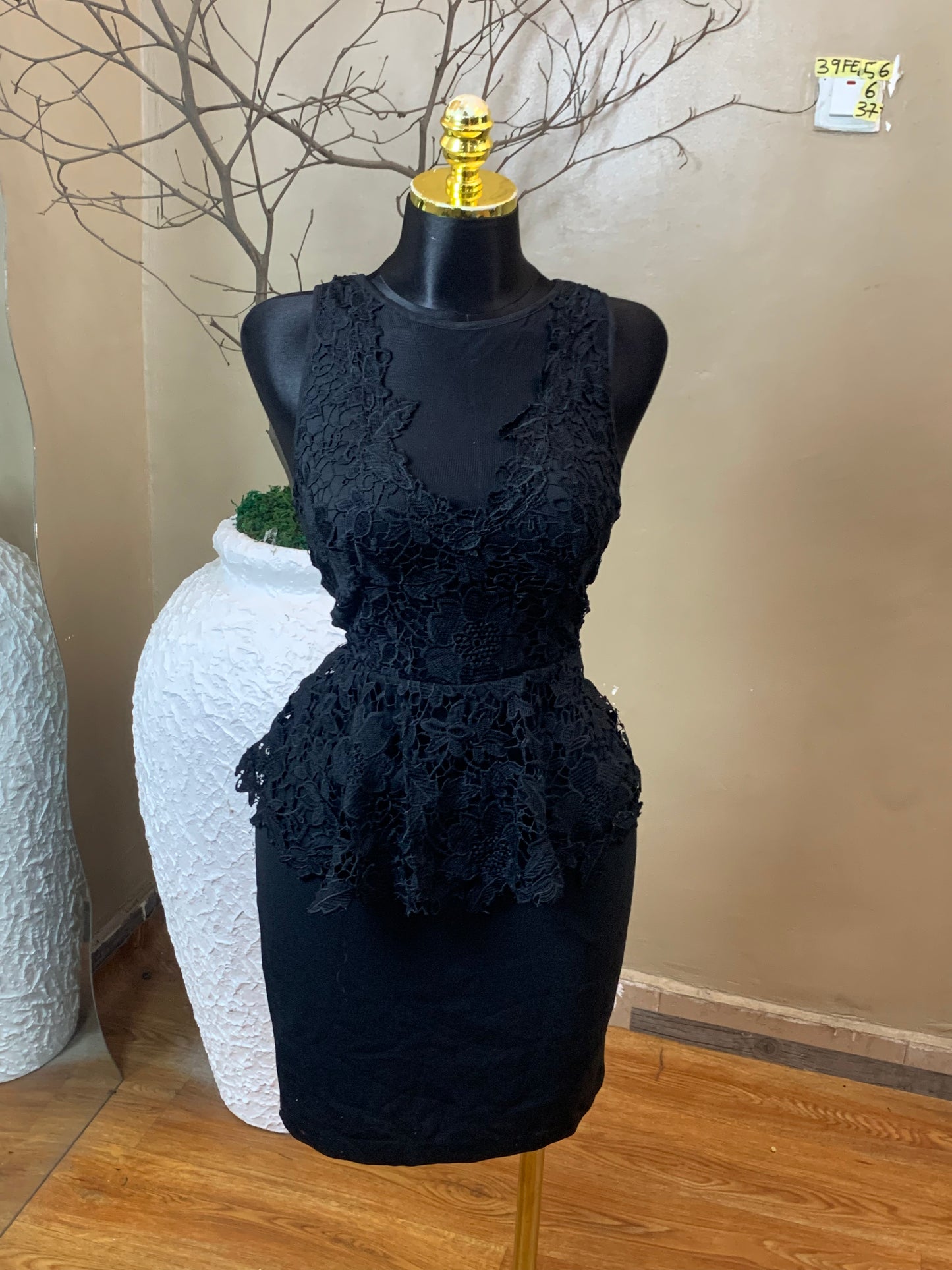 SIZE6 39FEB56 Length37