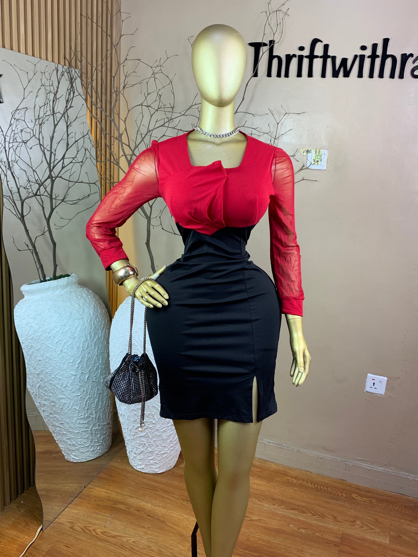 SIZE10 VIBE11 Length39(red&black)
