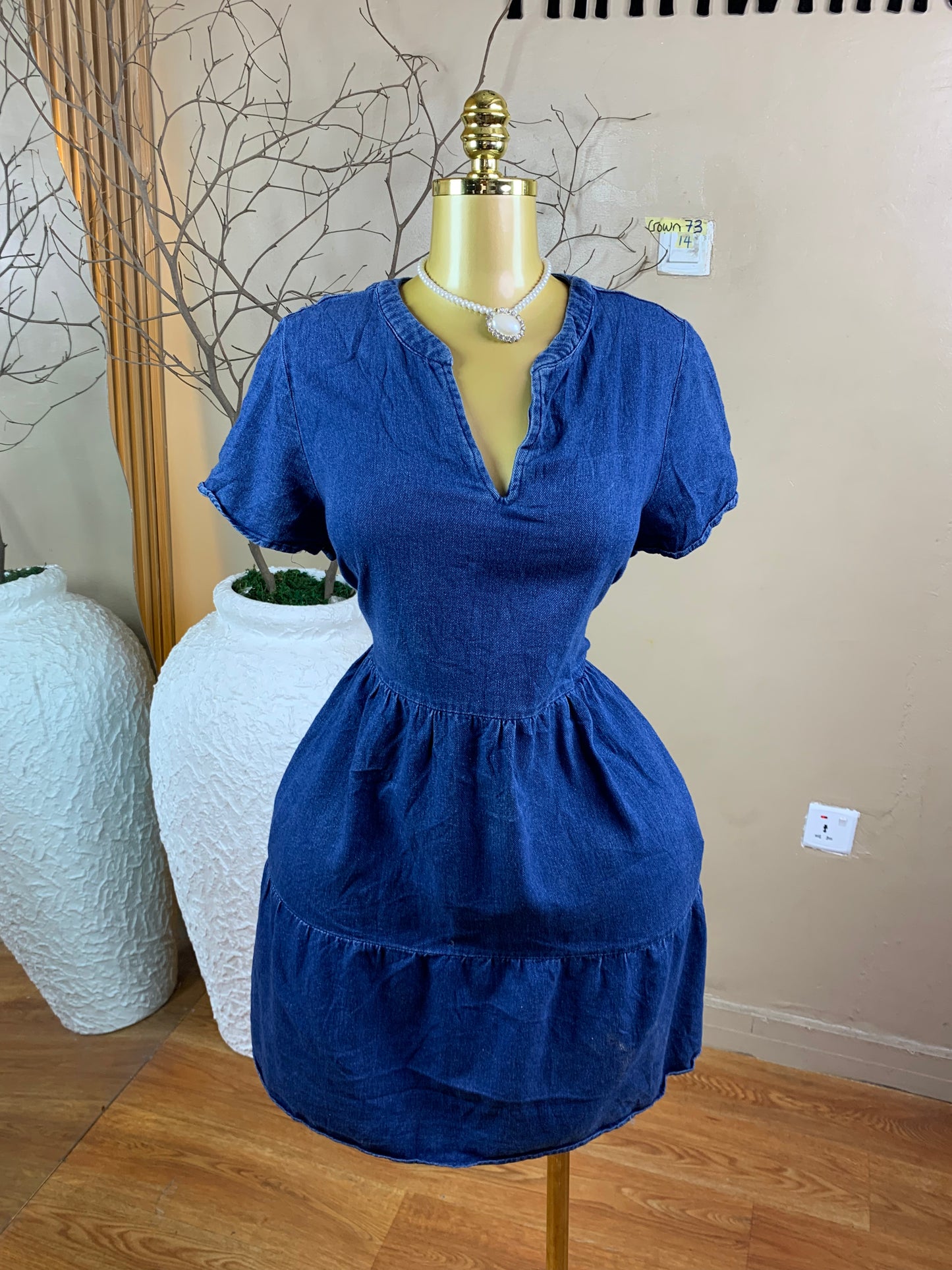 SIZE14 Crown73