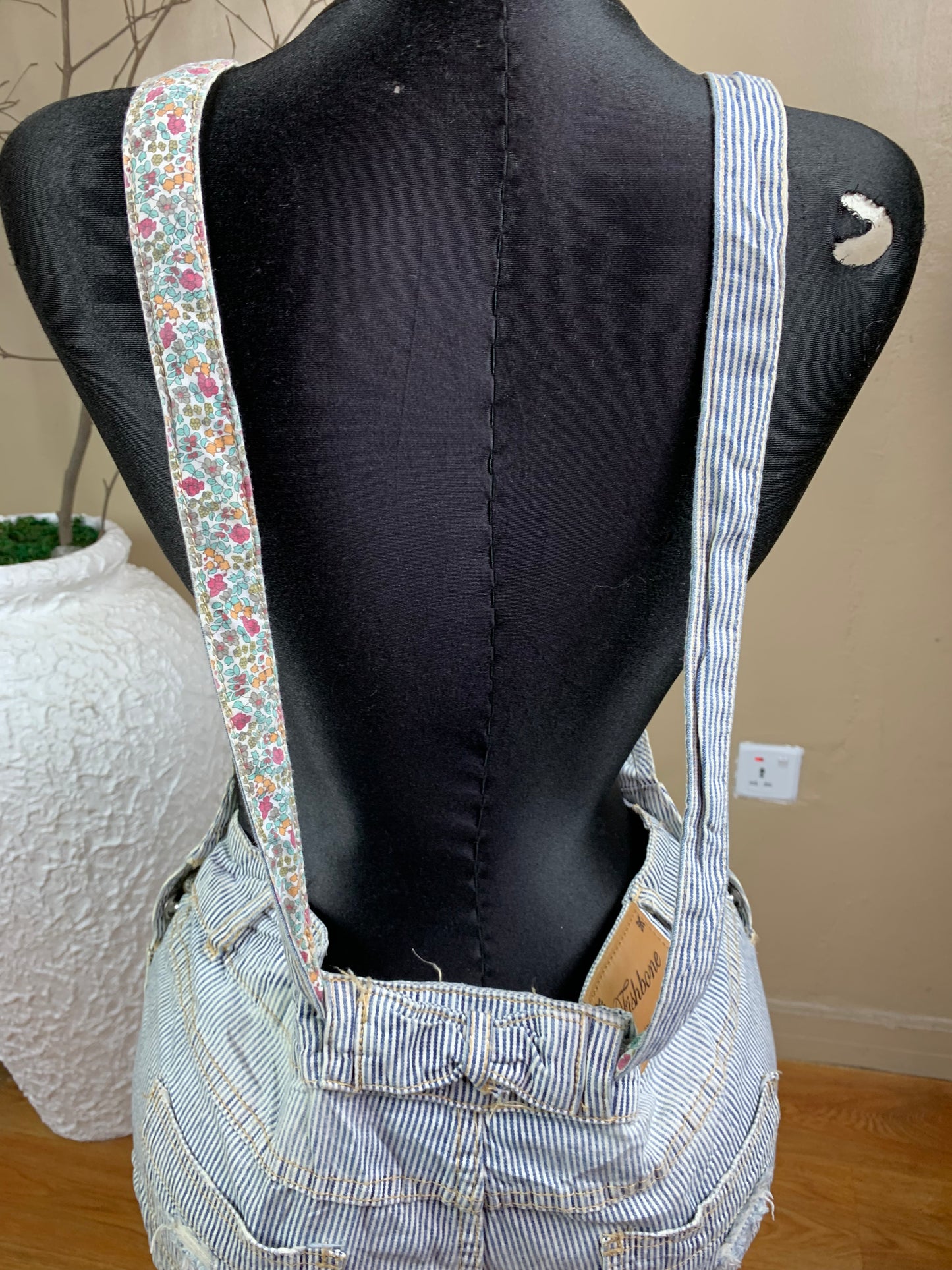 SIZE6 Crown95