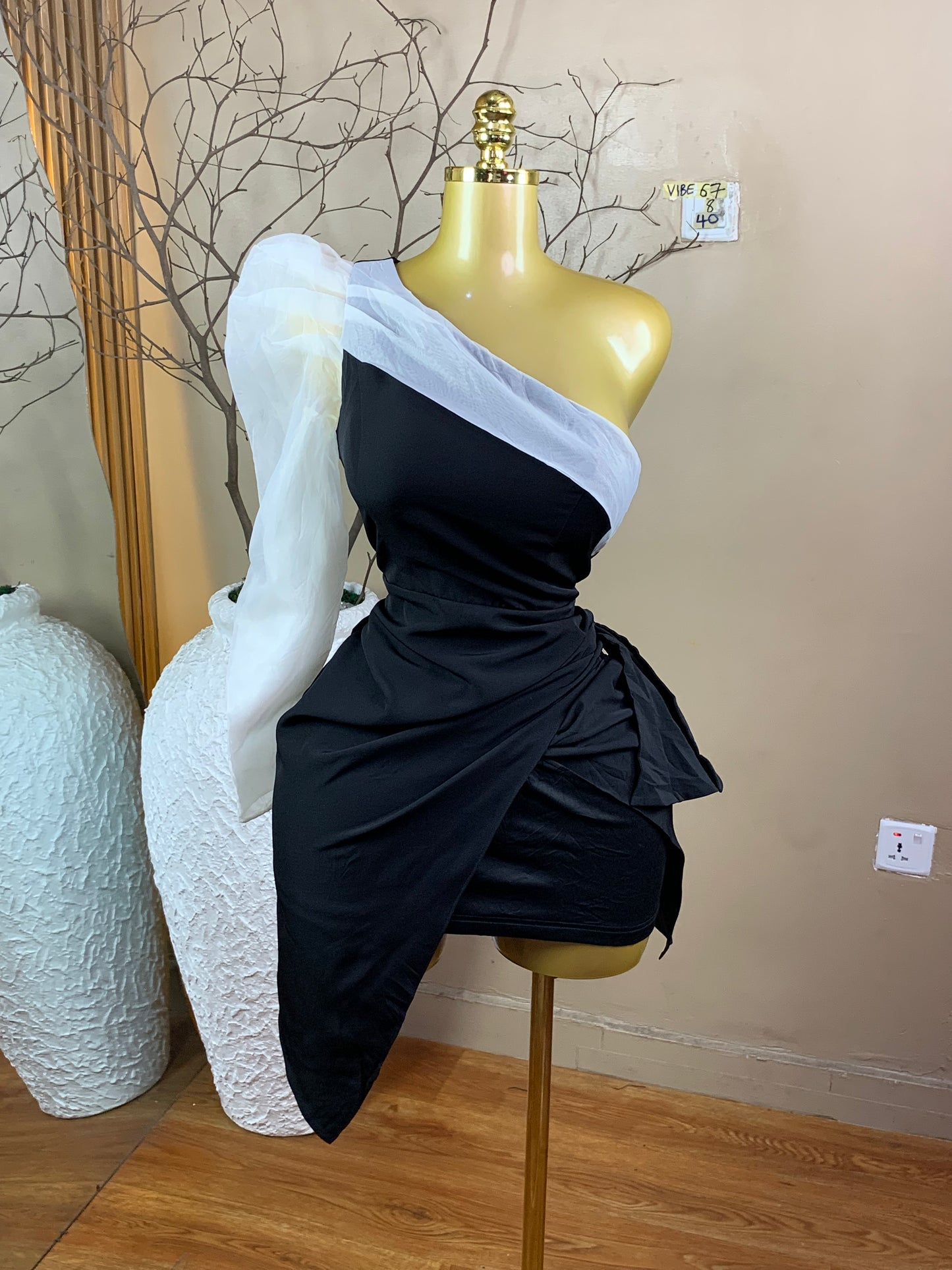 SIZE8 VIBE67 Length40(white&black)