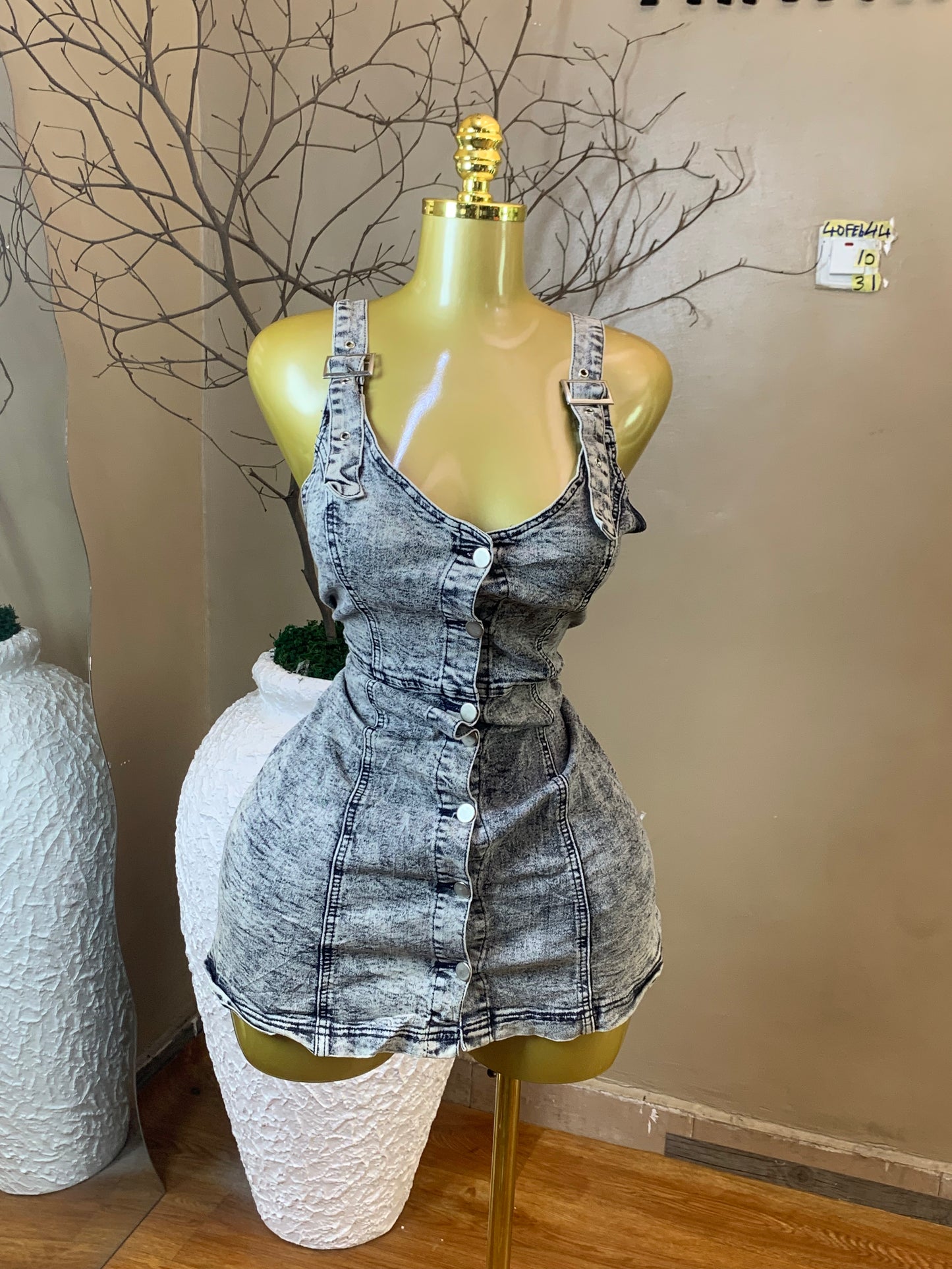 SIZE10 40FEB44 Length31