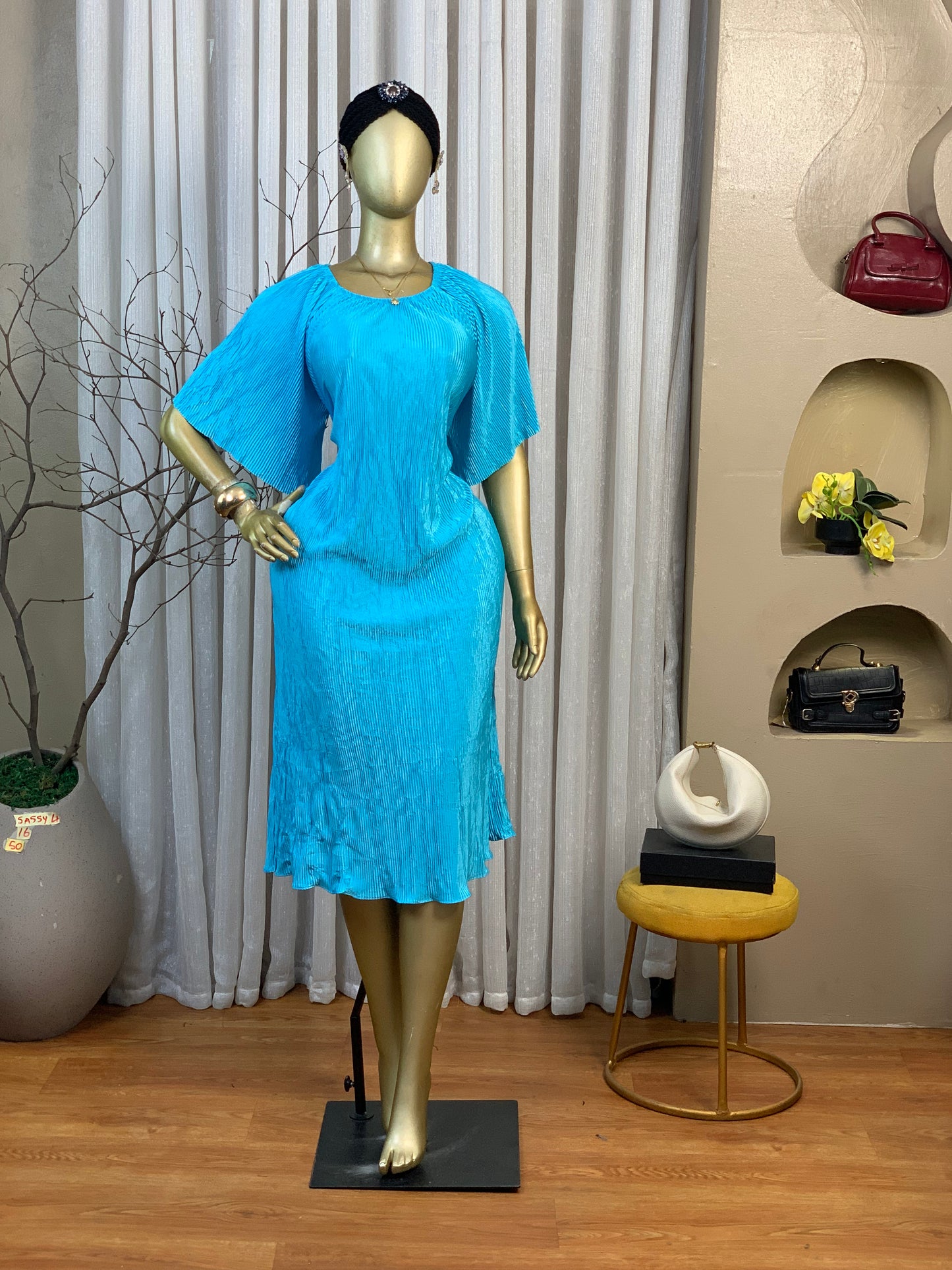 SASSY4 SIZE16 Blue Free DRESS Length50
