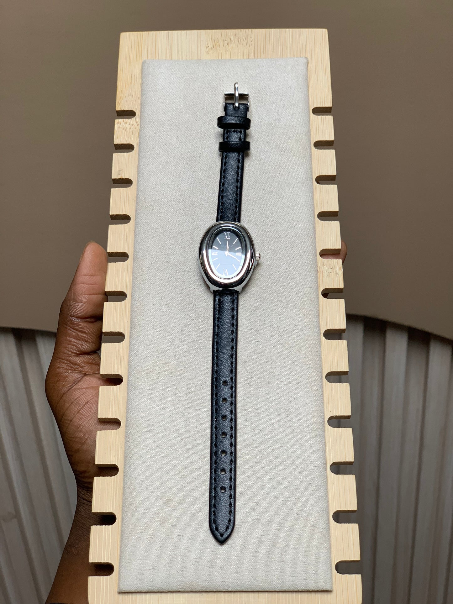 Wristwatch W7