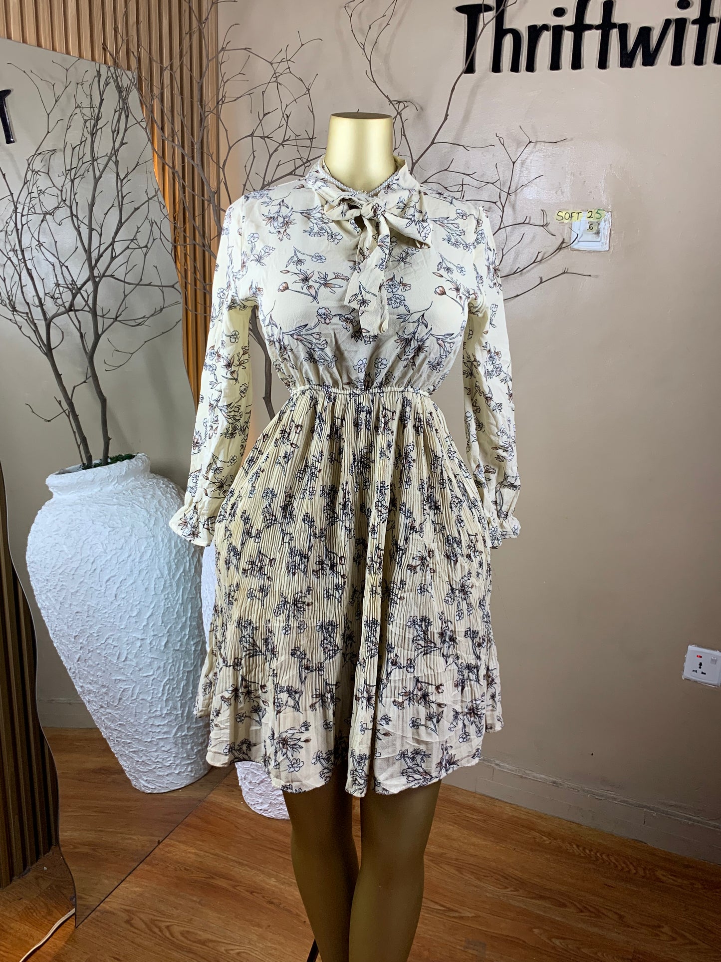 SIZE6 SOFT25