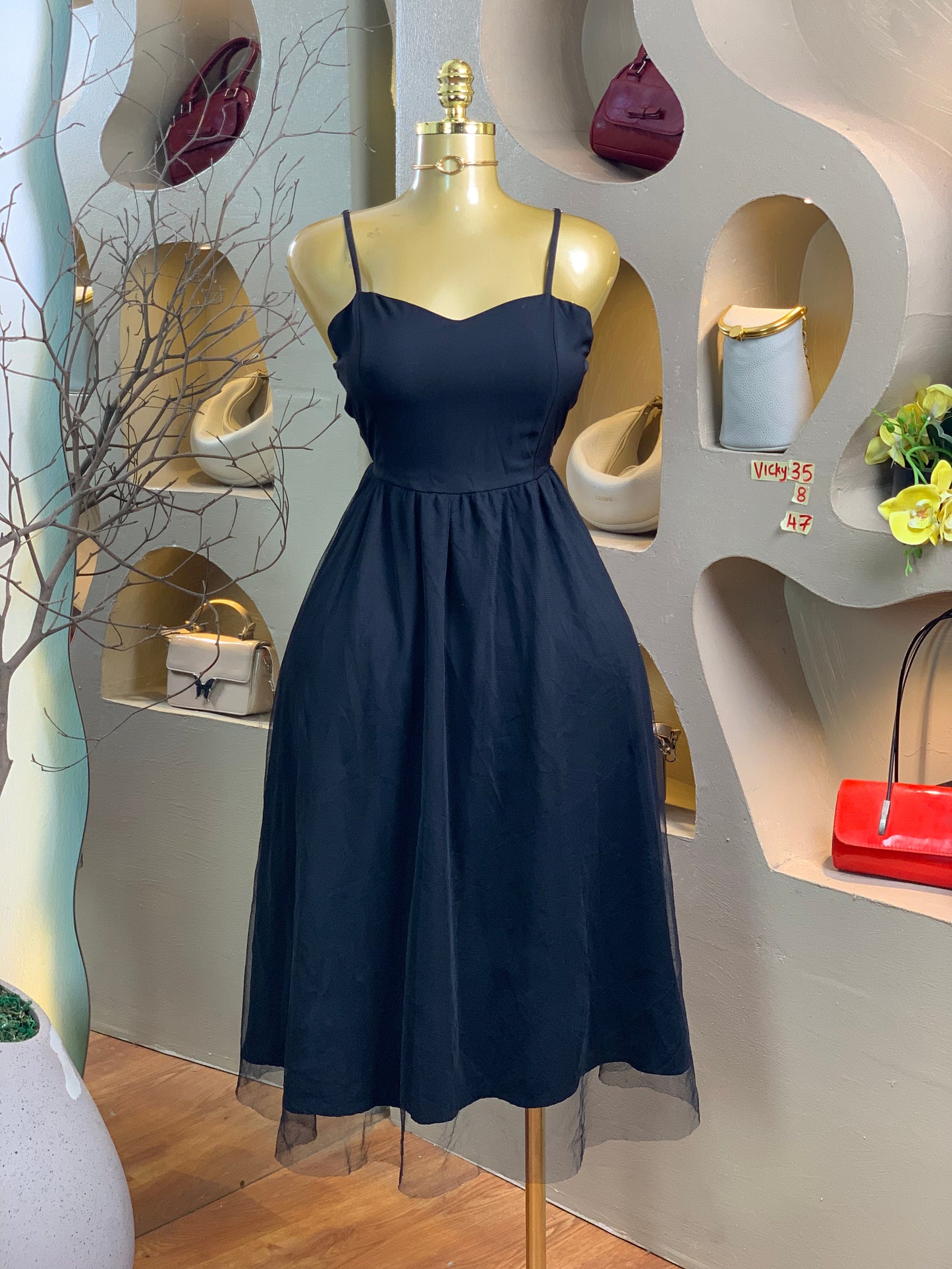 VICKY35 SIZE8 Black DRESS Length47