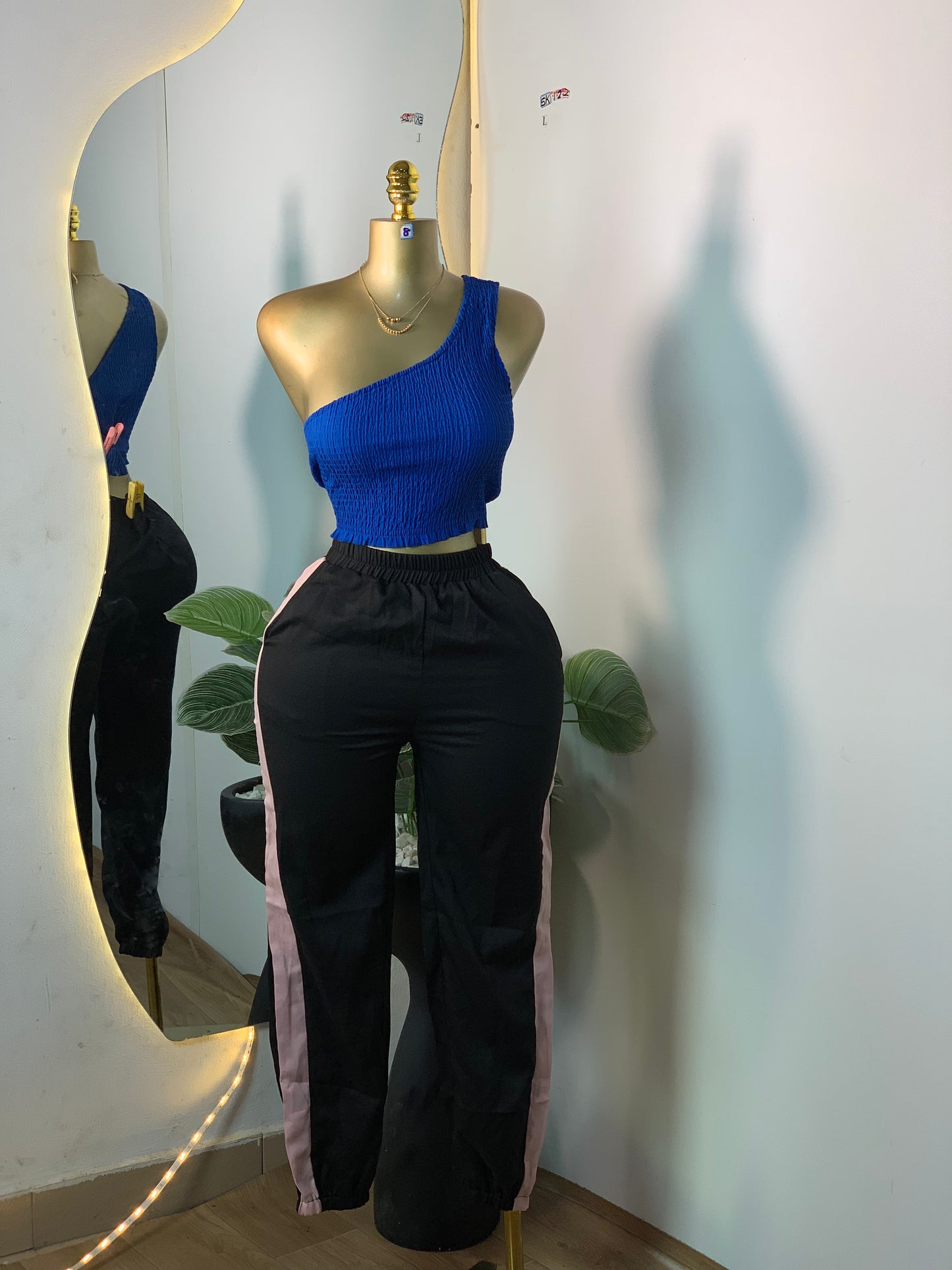SIZE8 5K122B ( pant only)