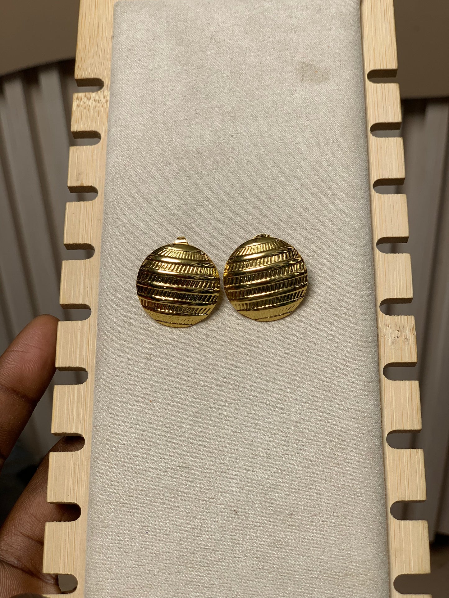 Earring E36