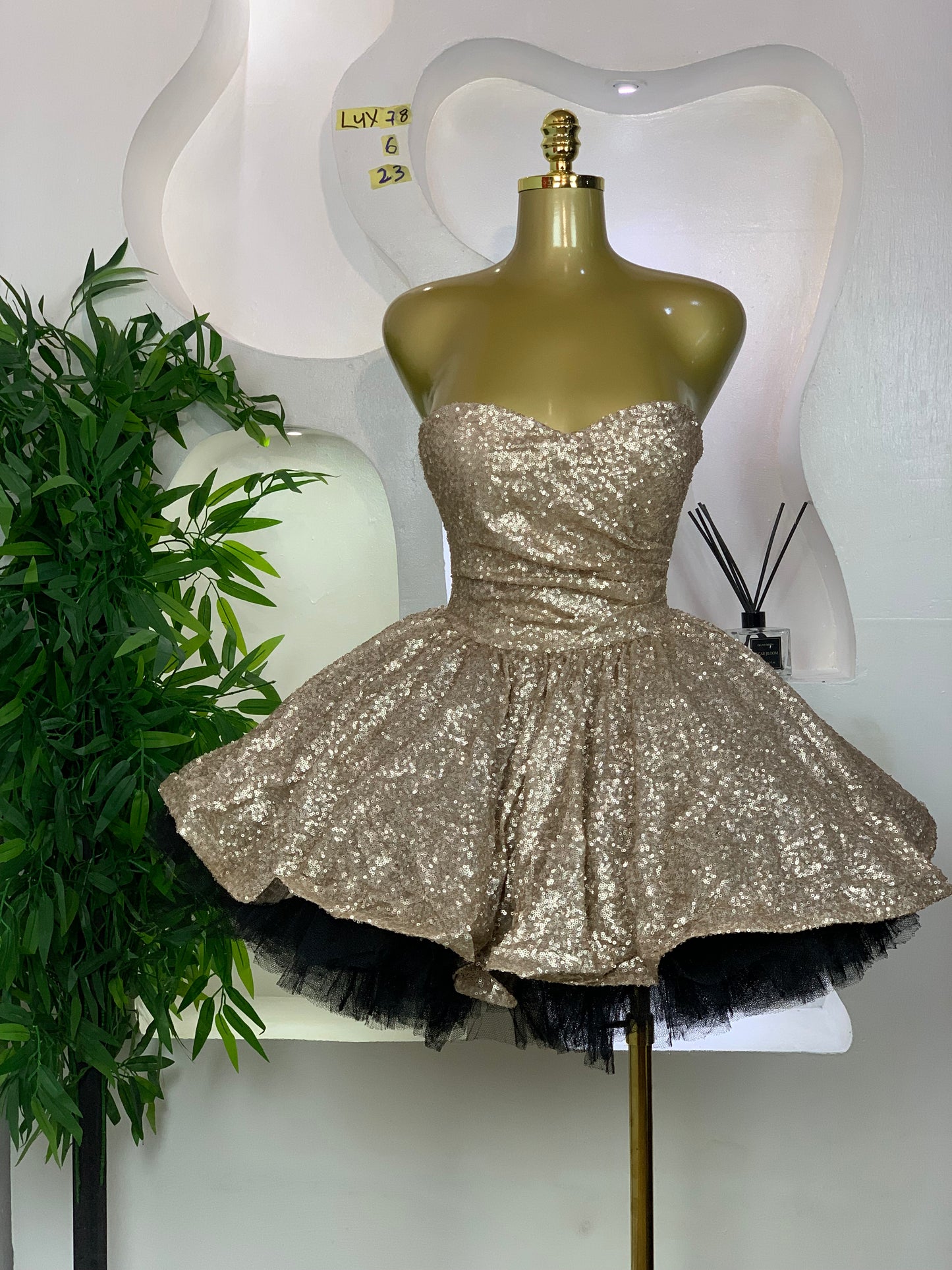 SIZE6 LUX78 Length23