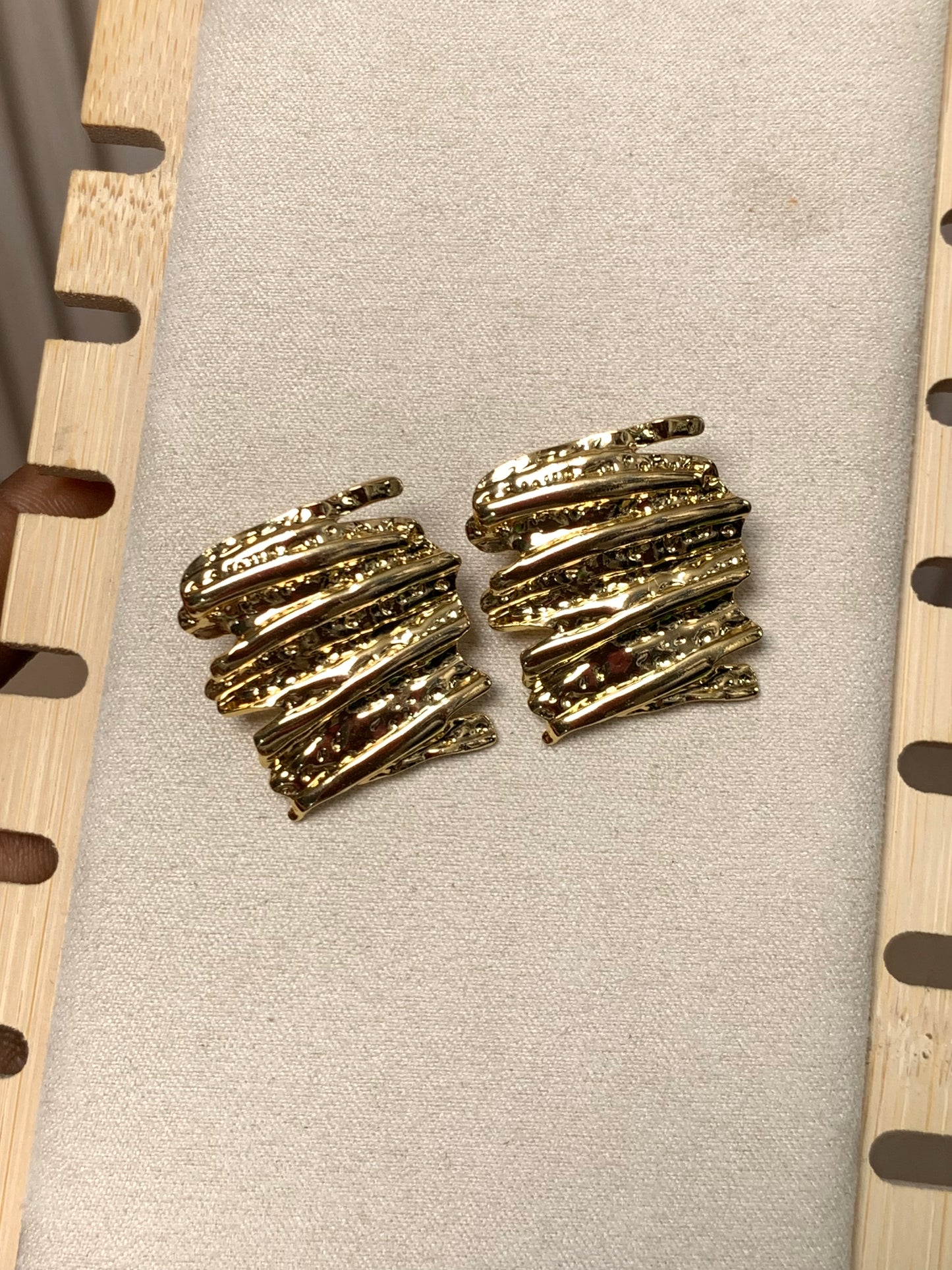 Earring E69