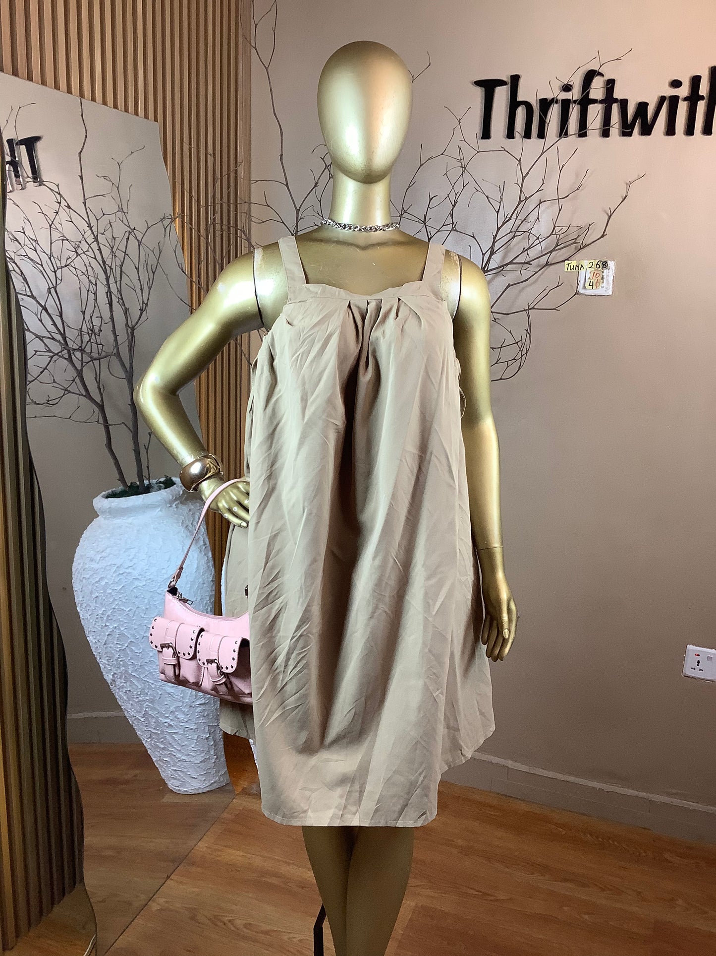 SIZE10 TUNA268 Length41(Free dress)